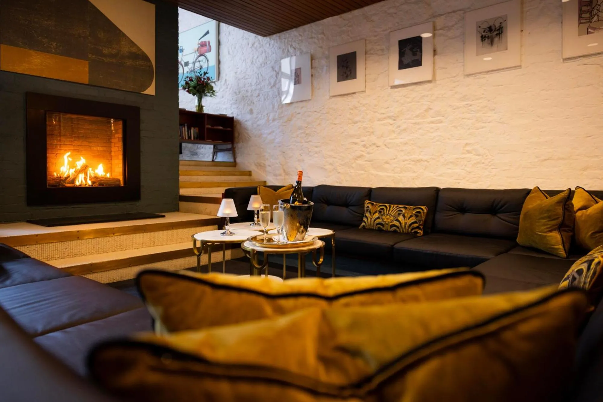 Communal lounge/ TV room in Number 31