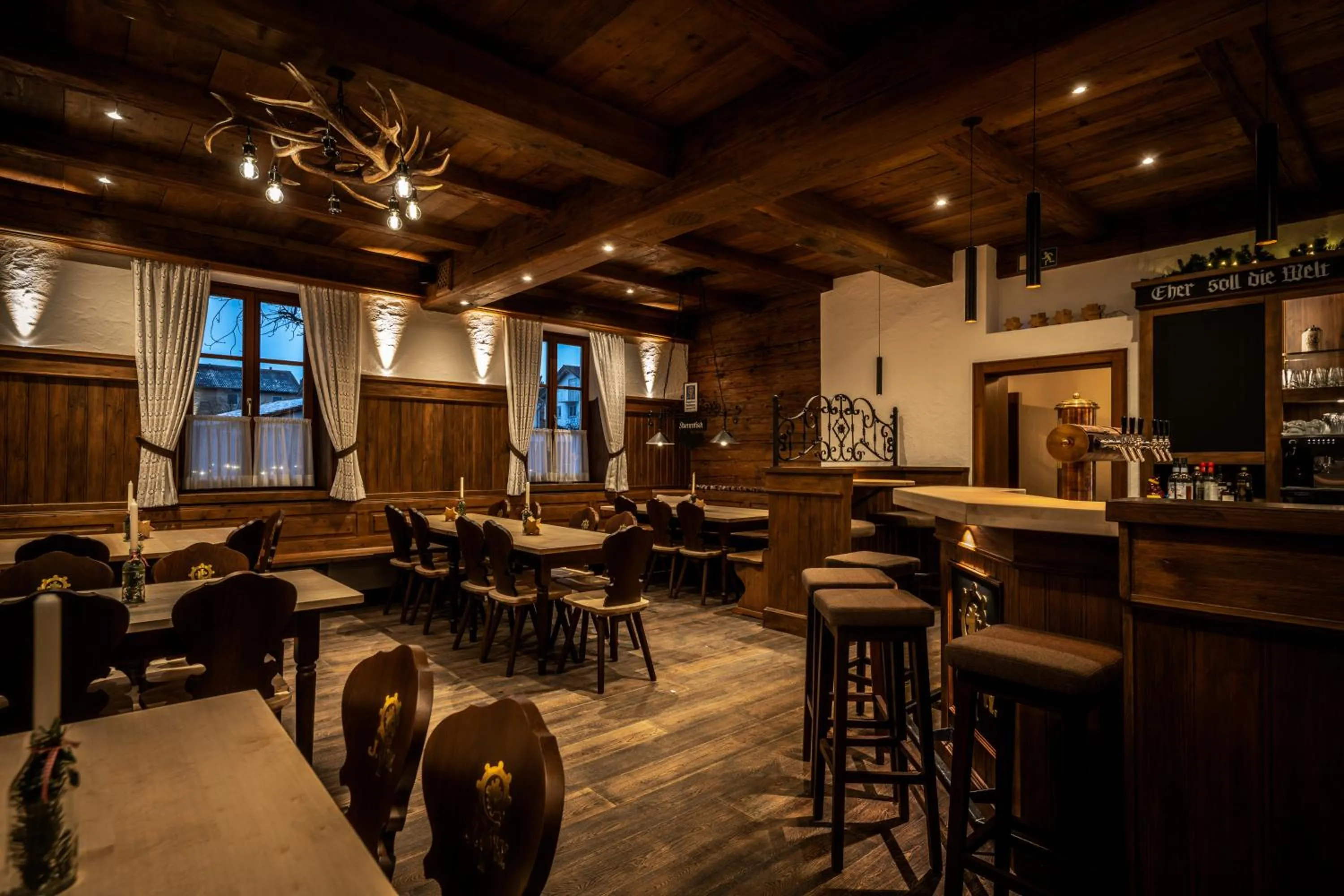 Restaurant/places to eat in Hotel Fischerwirt