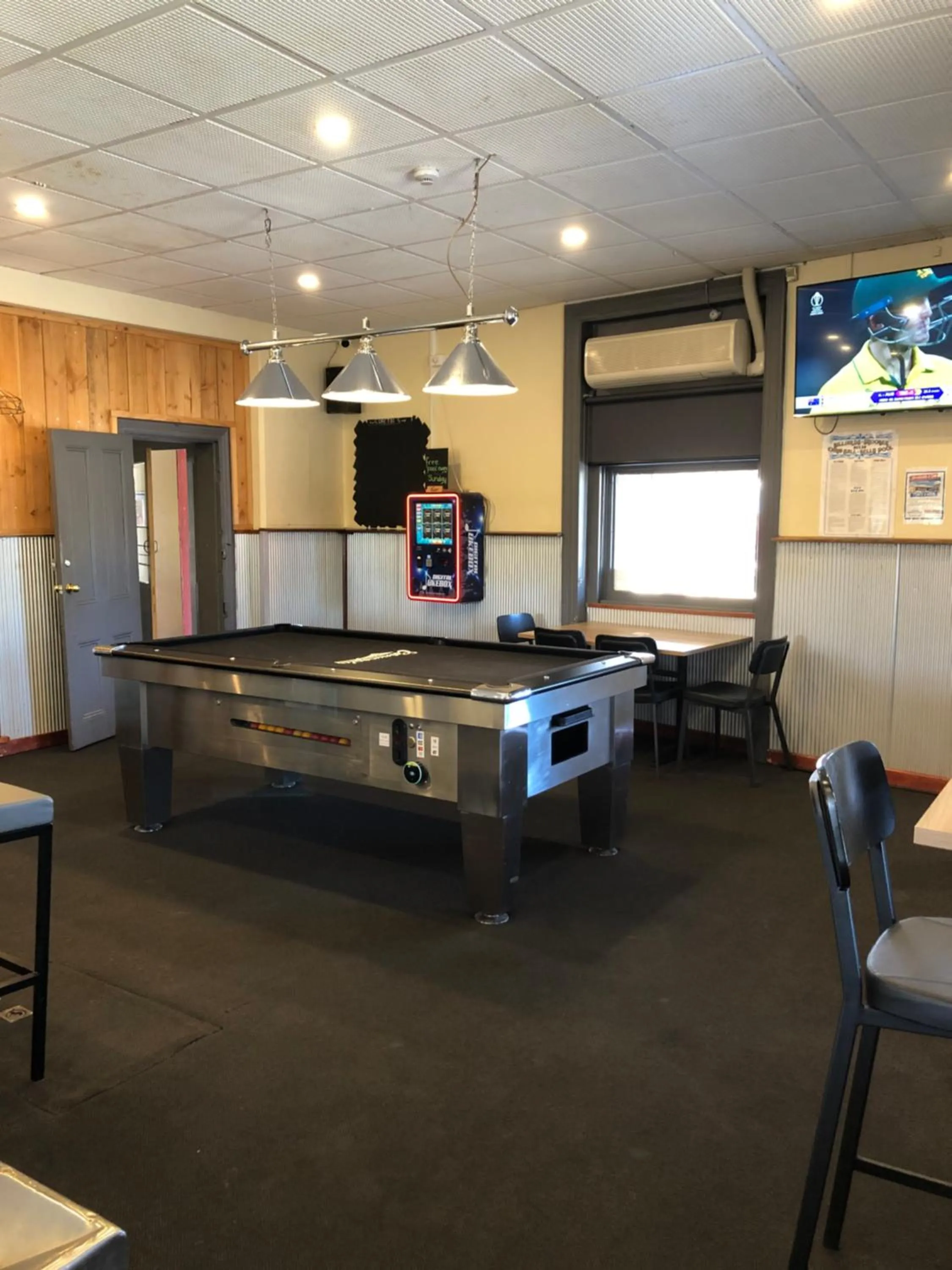 Billiard in Cornucopia hotel