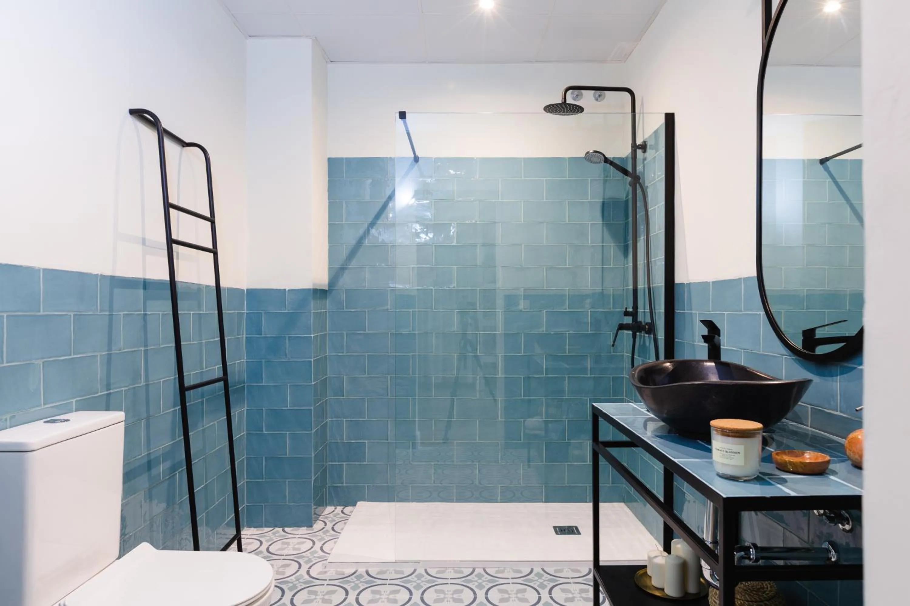 Bathroom in Atenea Malaga Apartments