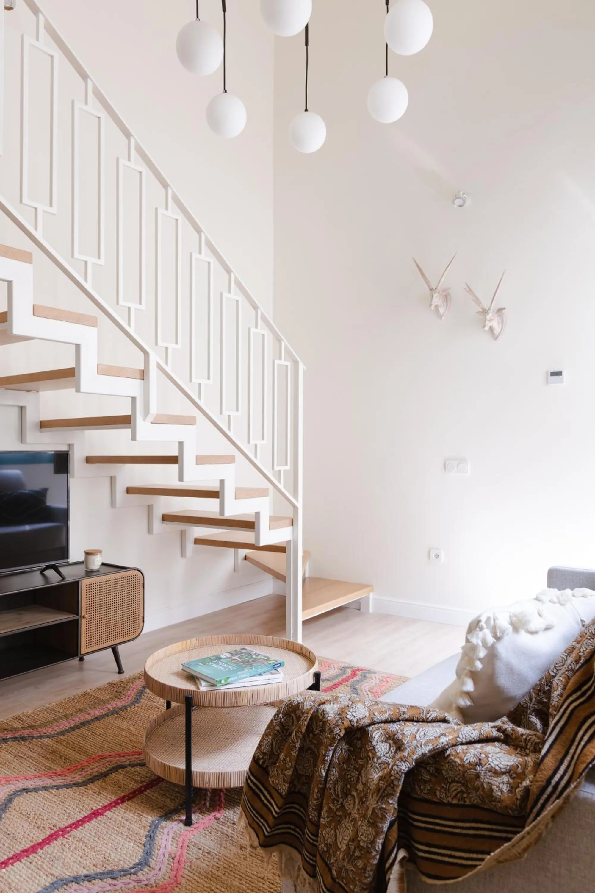 TV and multimedia in Atenea Malaga Apartments