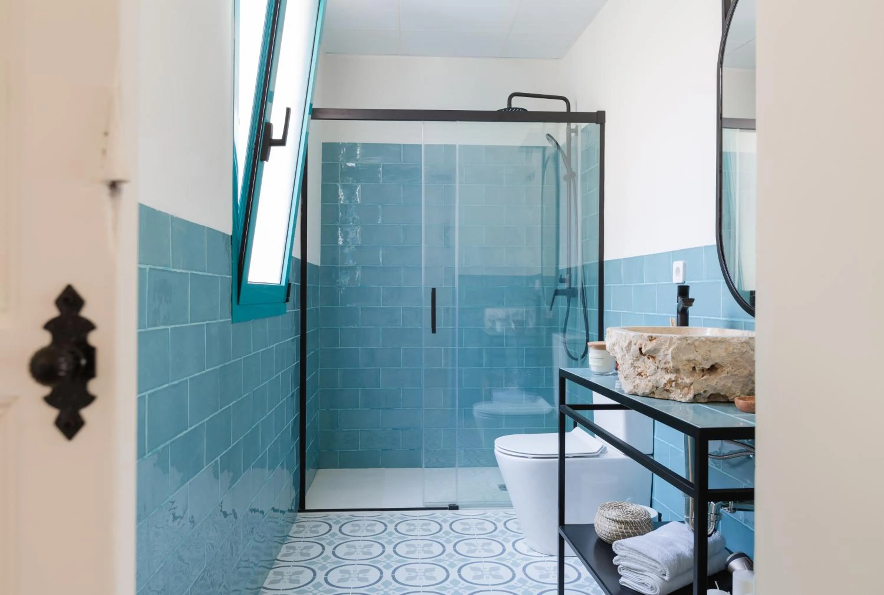 Shower in Atenea Malaga Apartments