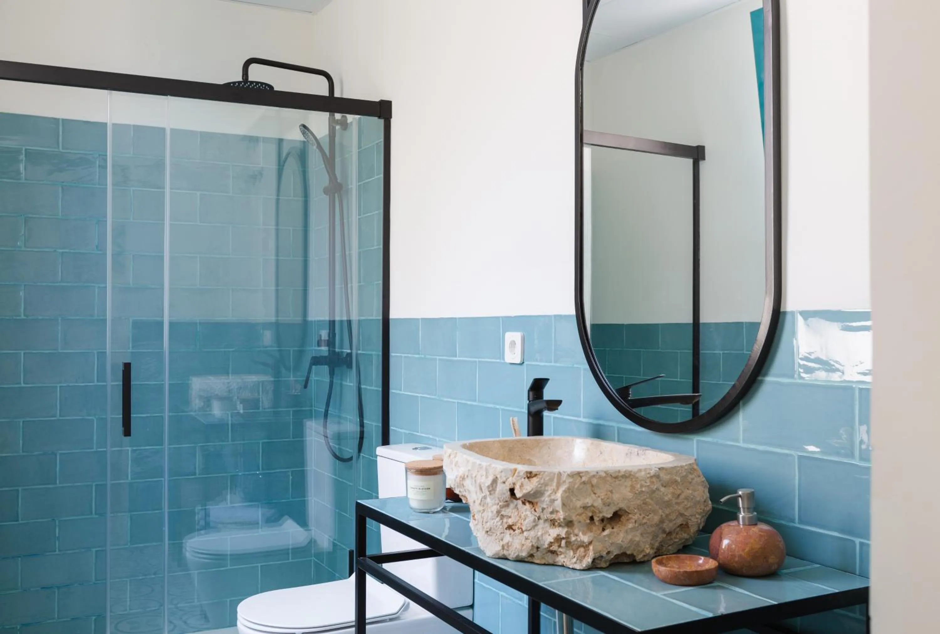 Shower in Atenea Malaga Apartments