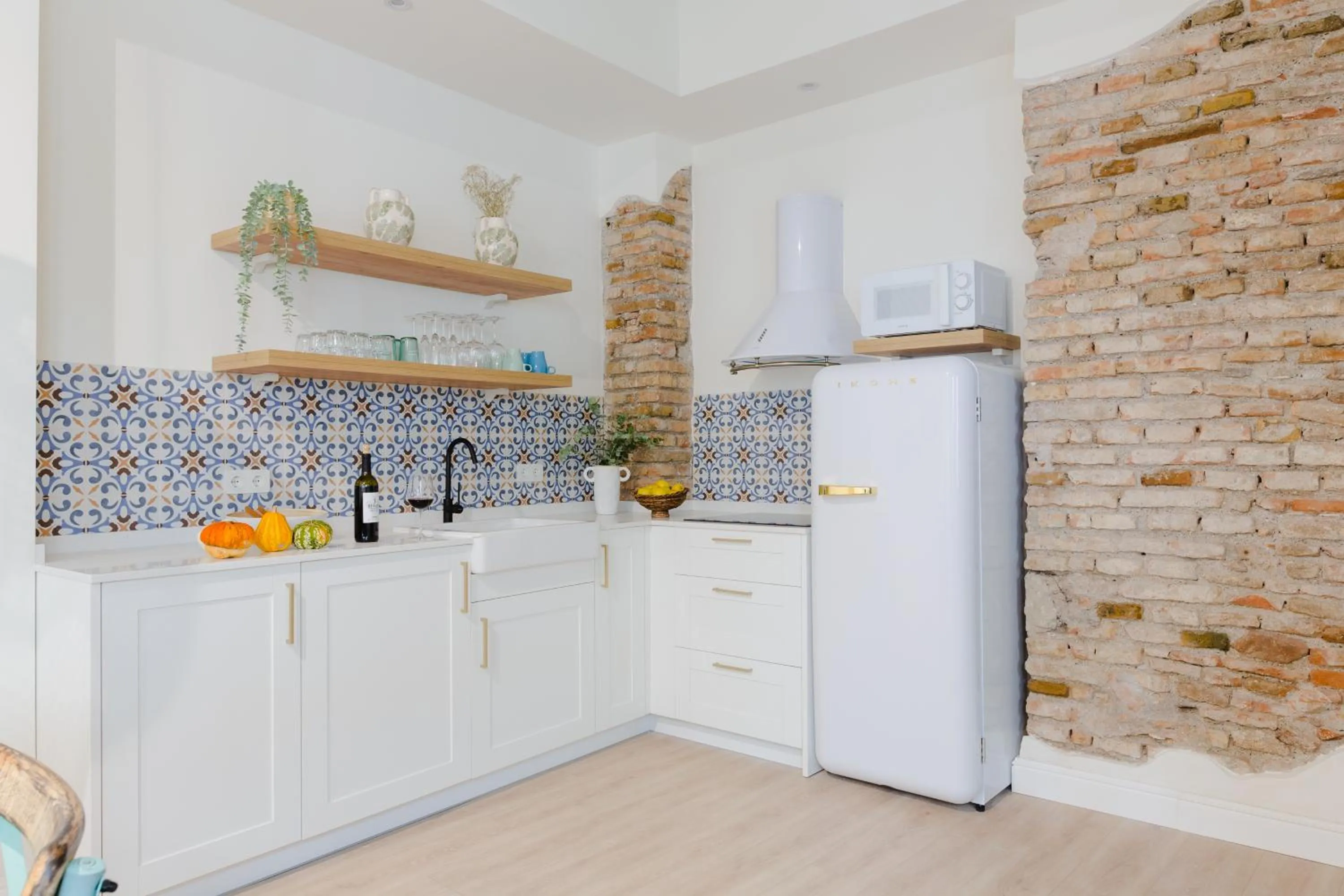 Kitchen or kitchenette in Atenea Malaga Apartments