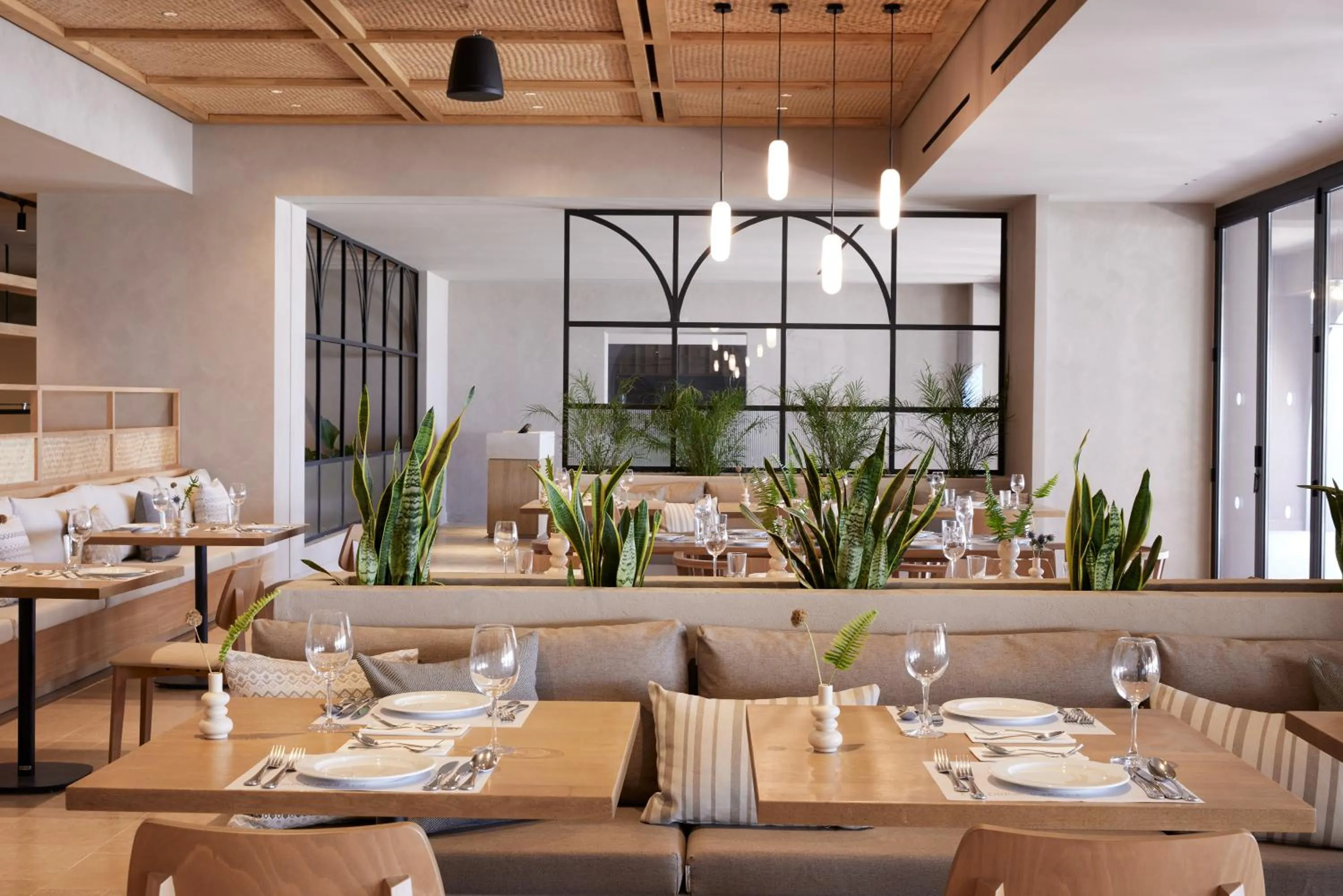 Restaurant/places to eat in Elissa Lifestyle Beach Resort - Adults Only