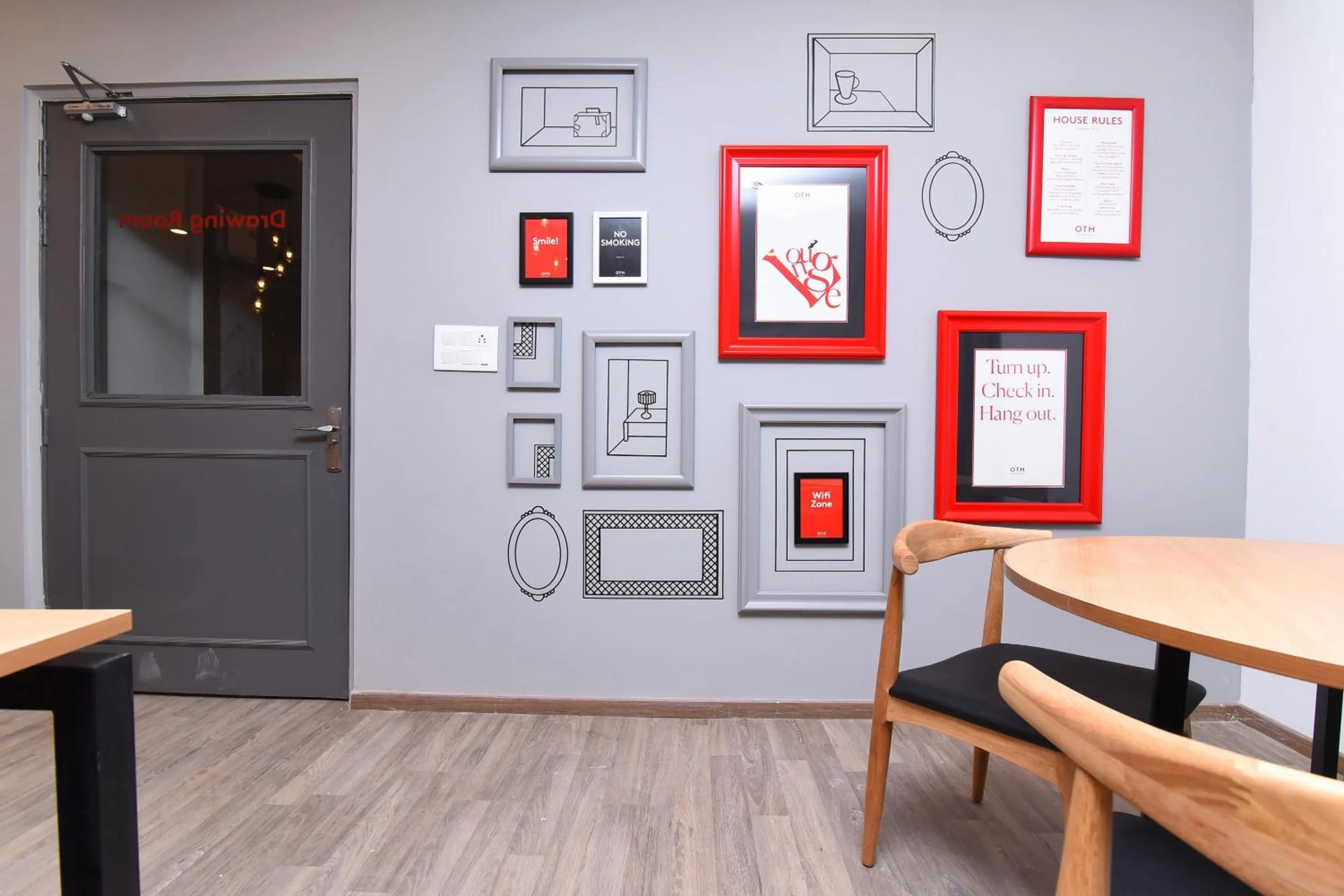 Lobby or reception in Townhouse Rudra Inn Near Chhatarpur Metro Station