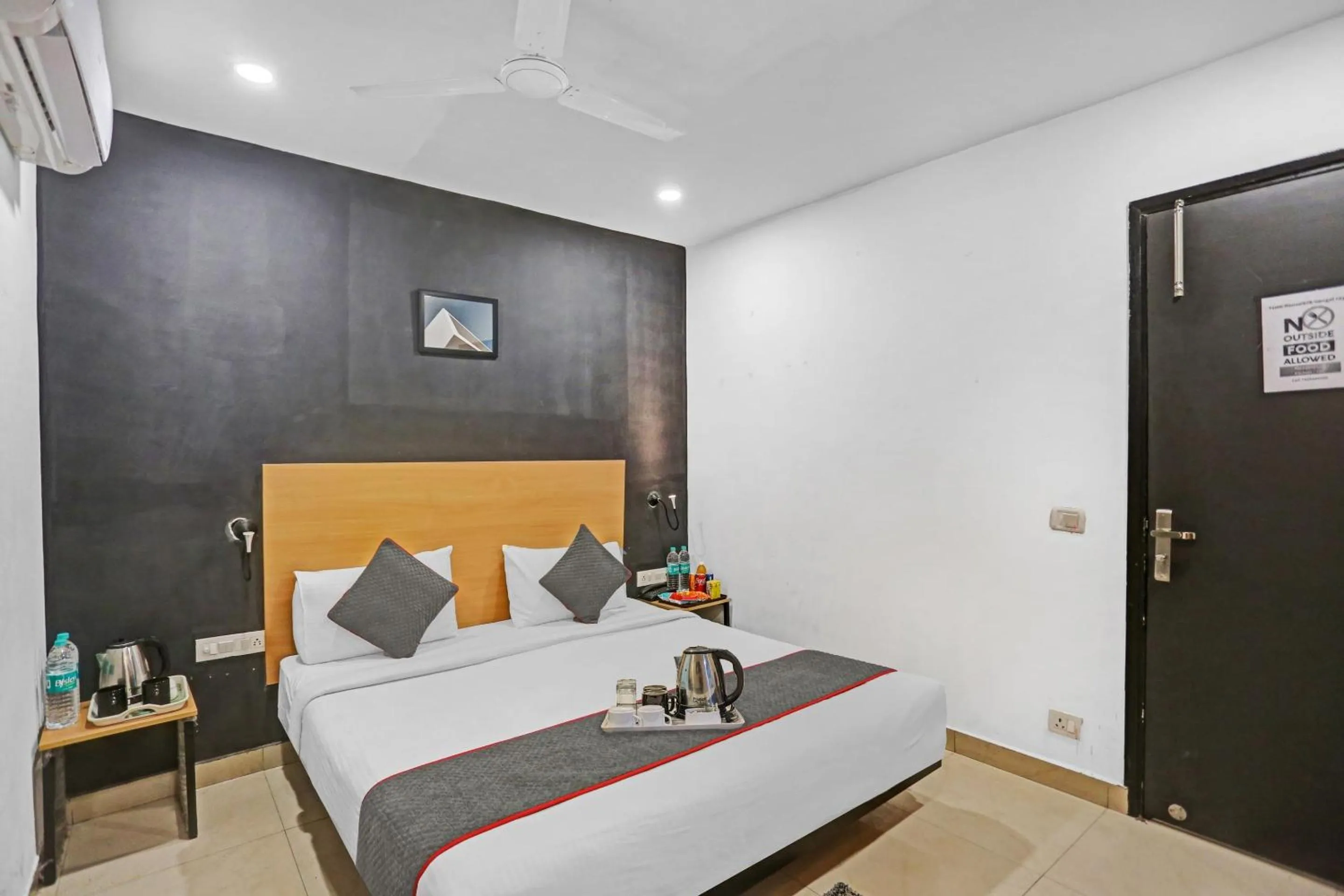 Bedroom, Bed in Townhouse Nangal Raya Pankha Road
