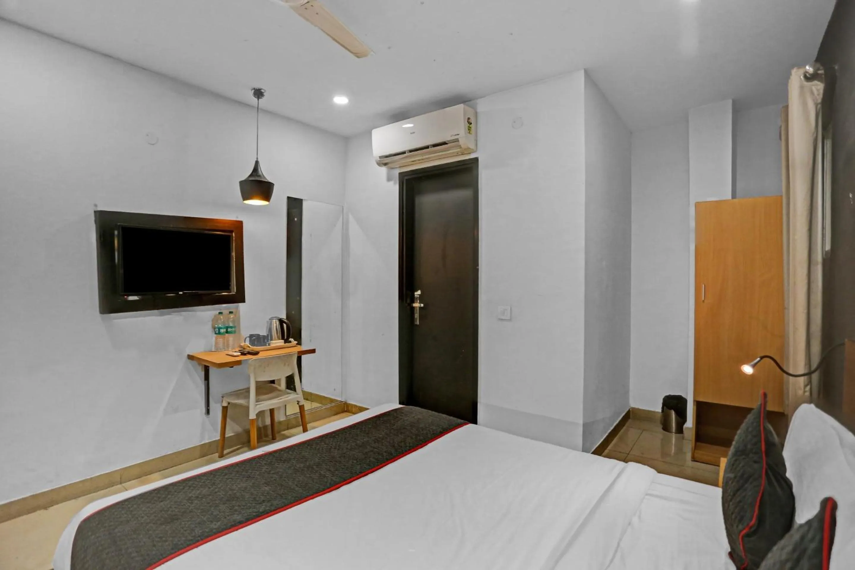 Bedroom, Bed in Townhouse Nangal Raya Pankha Road