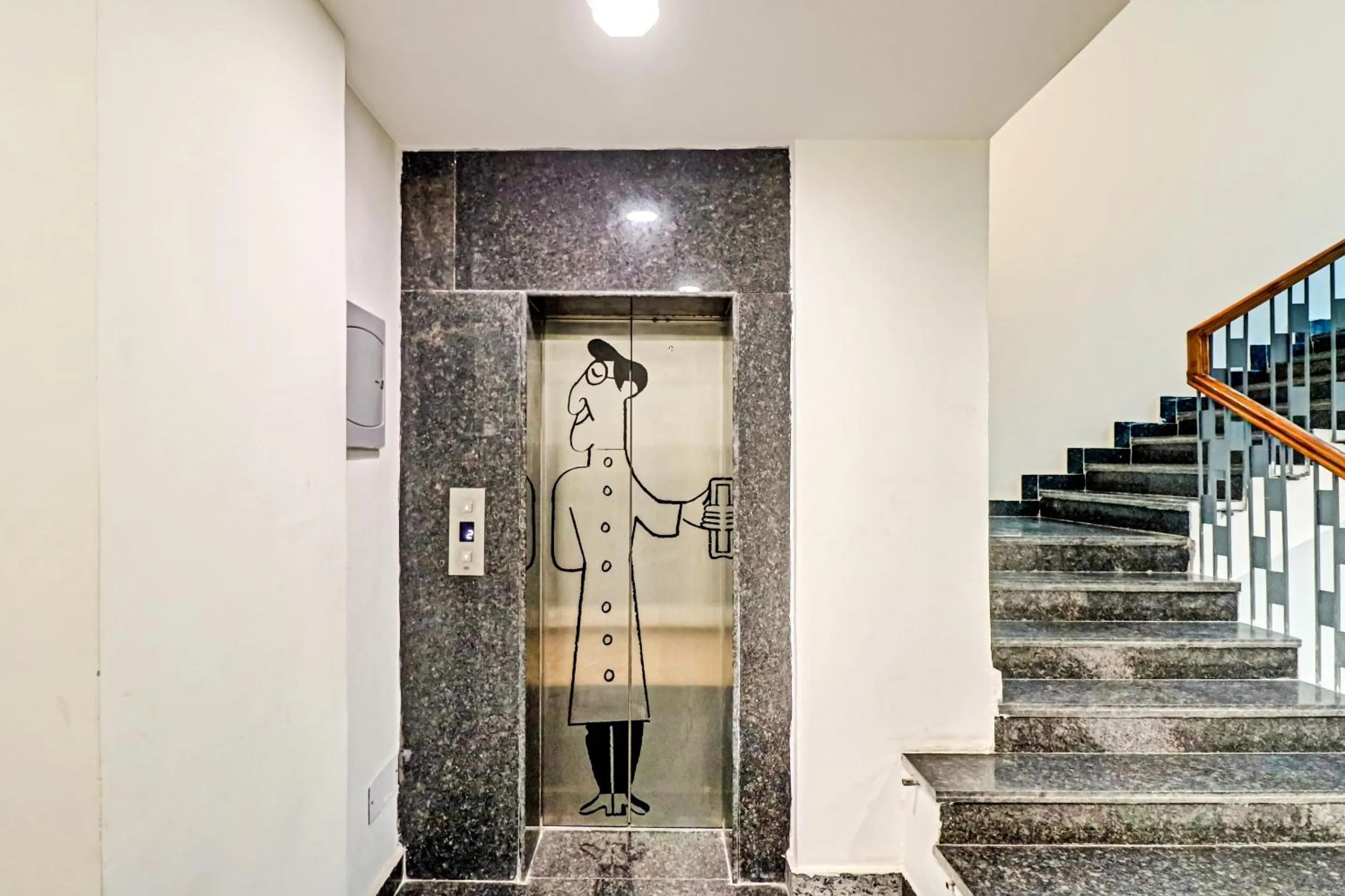 Other in Super Townhouse Sector 30 Near Botanic Garden of Indian Republic