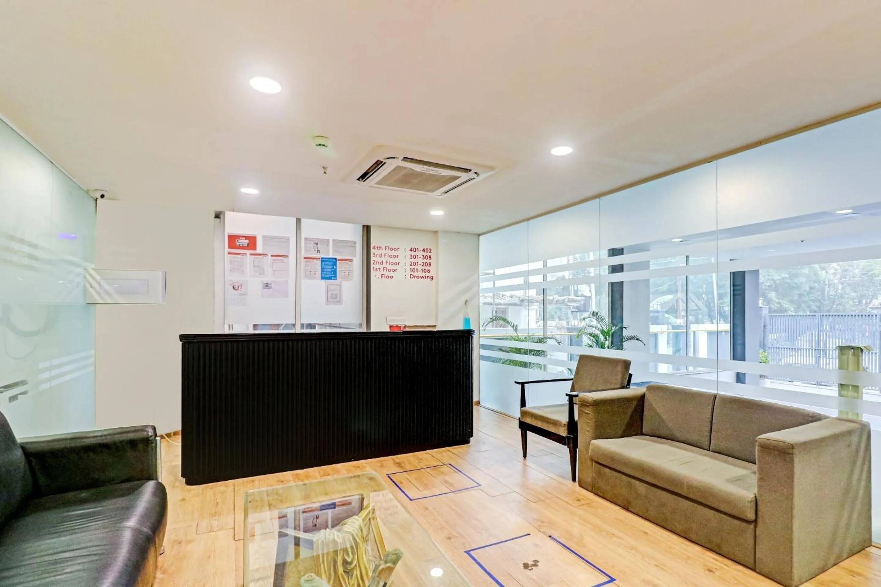Lobby or reception in Super Townhouse Sector 30 Near Botanic Garden of Indian Republic