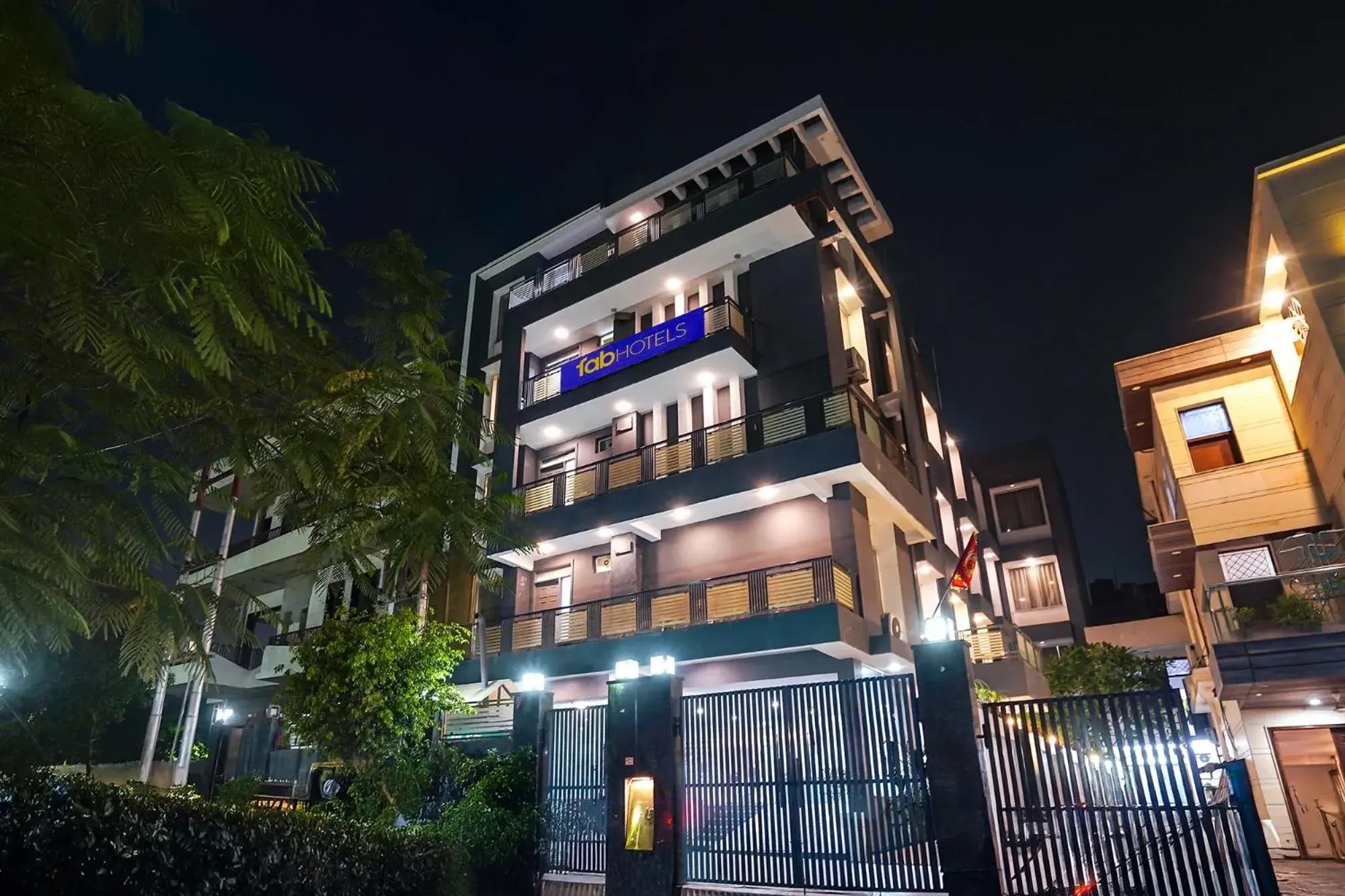 FabHotel Royale 30 FabHotel Royale 30