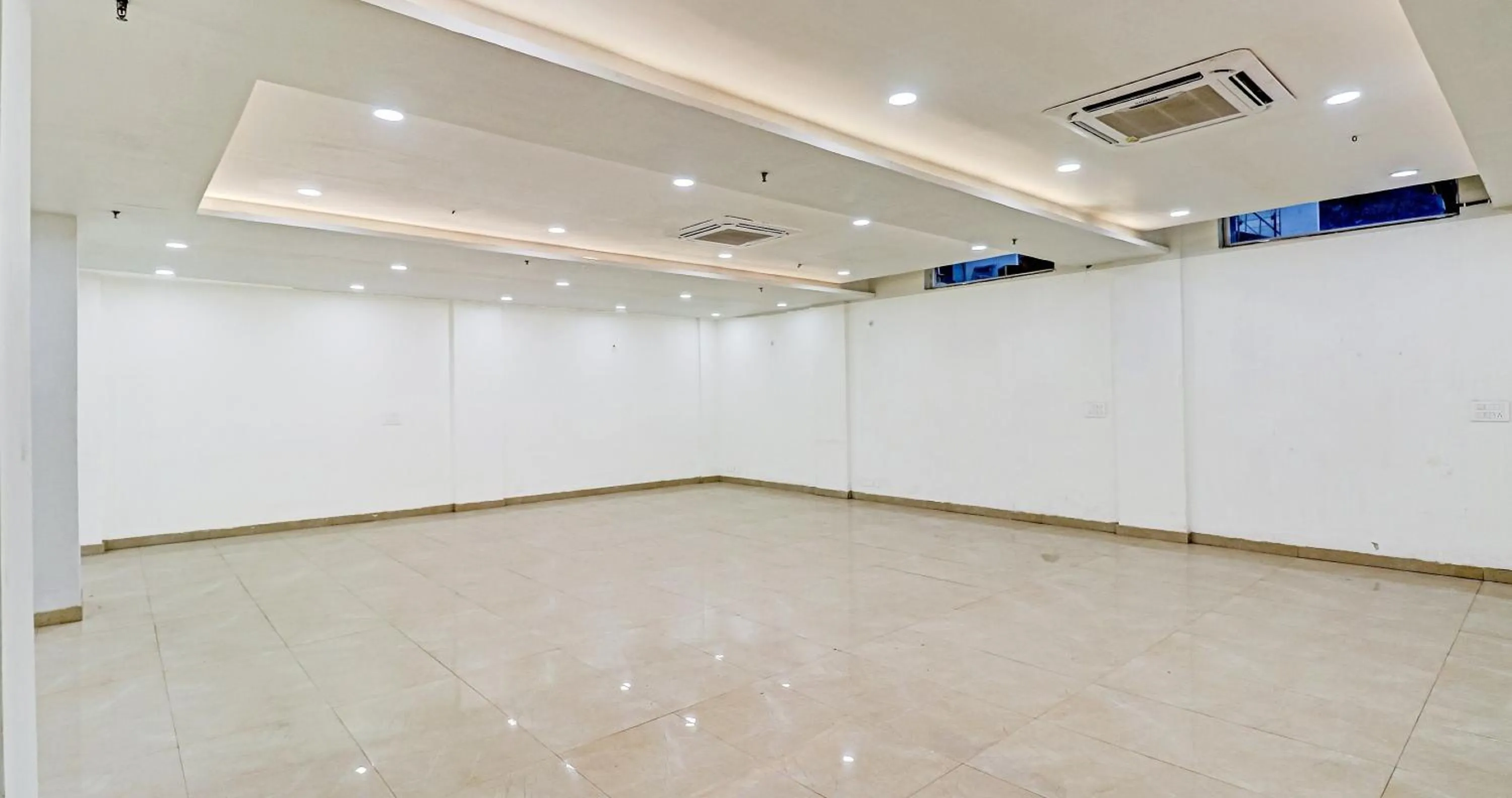 Lobby or reception in Super Townhouse Sector 30 Near Botanic Garden of Indian Republic