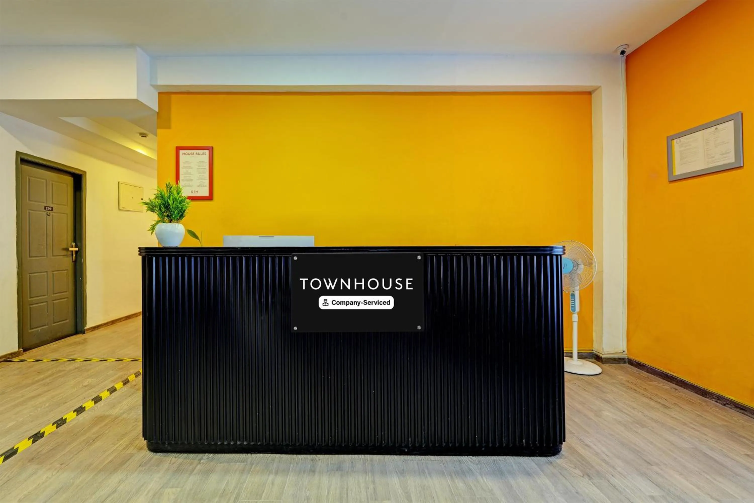 Lobby or reception in Super Townhouse Ramamurthy Nagar Formerly Navya International