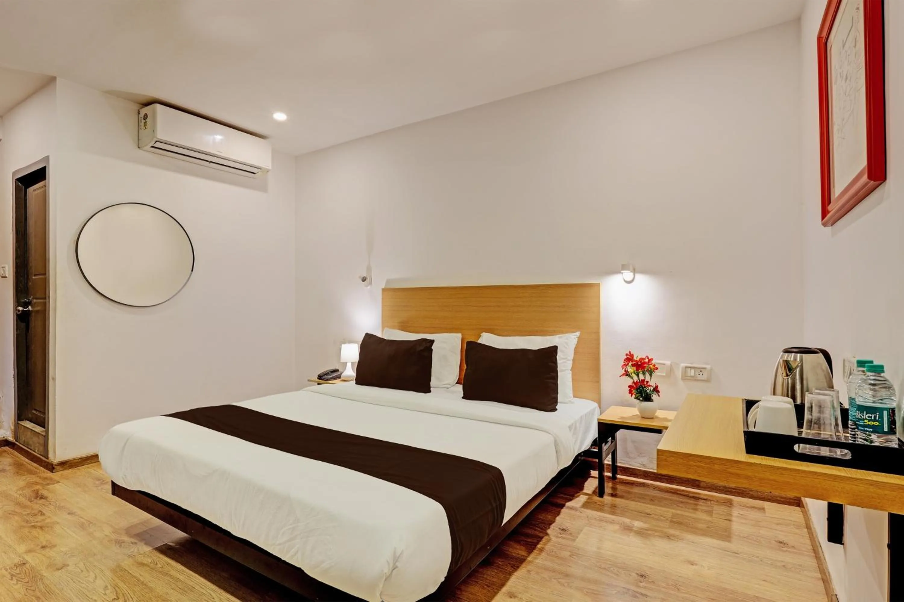 Bedroom, Bed in Super Townhouse Ramamurthy Nagar Formerly Navya International