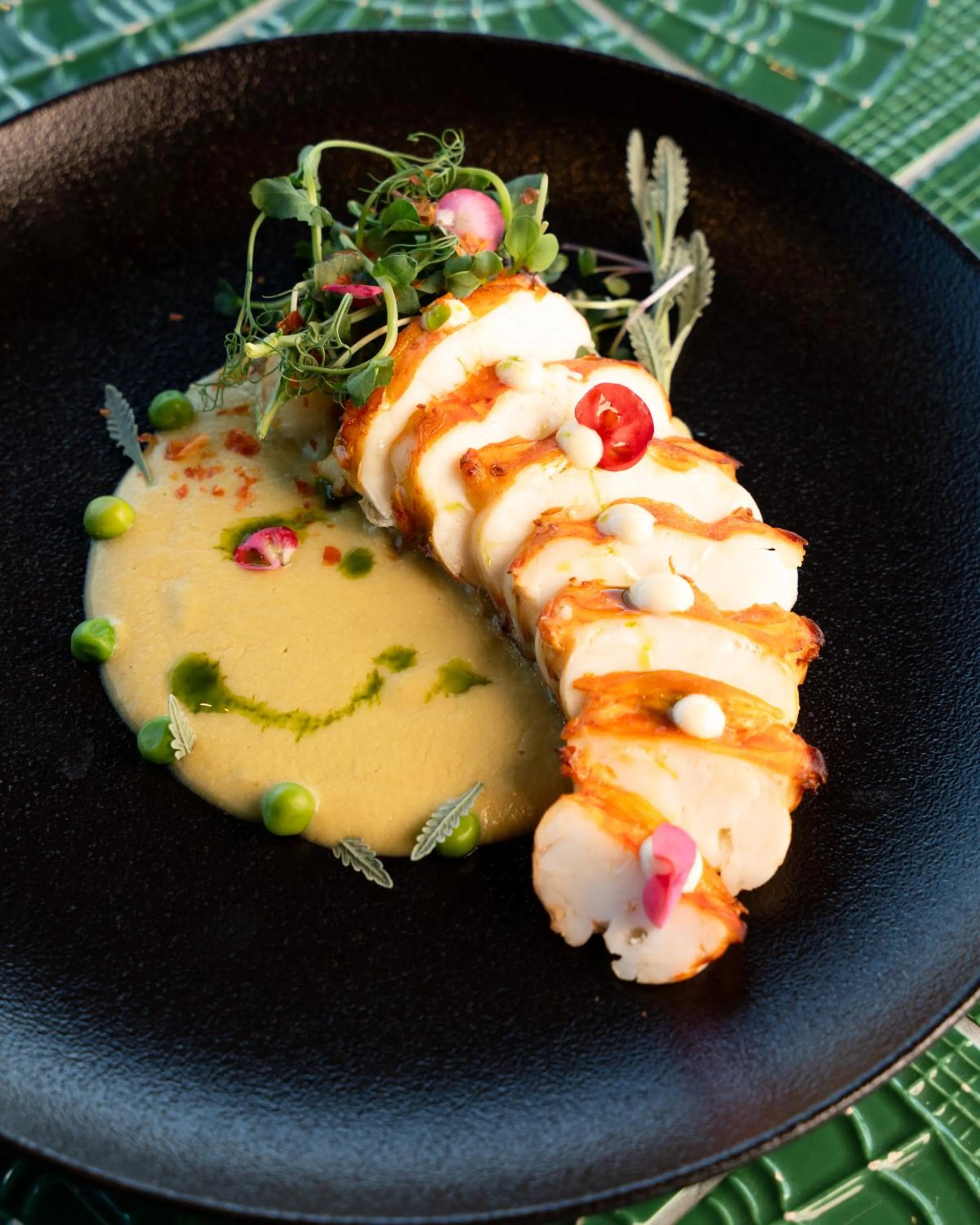 Restaurant/places to eat in SAY HOTEL