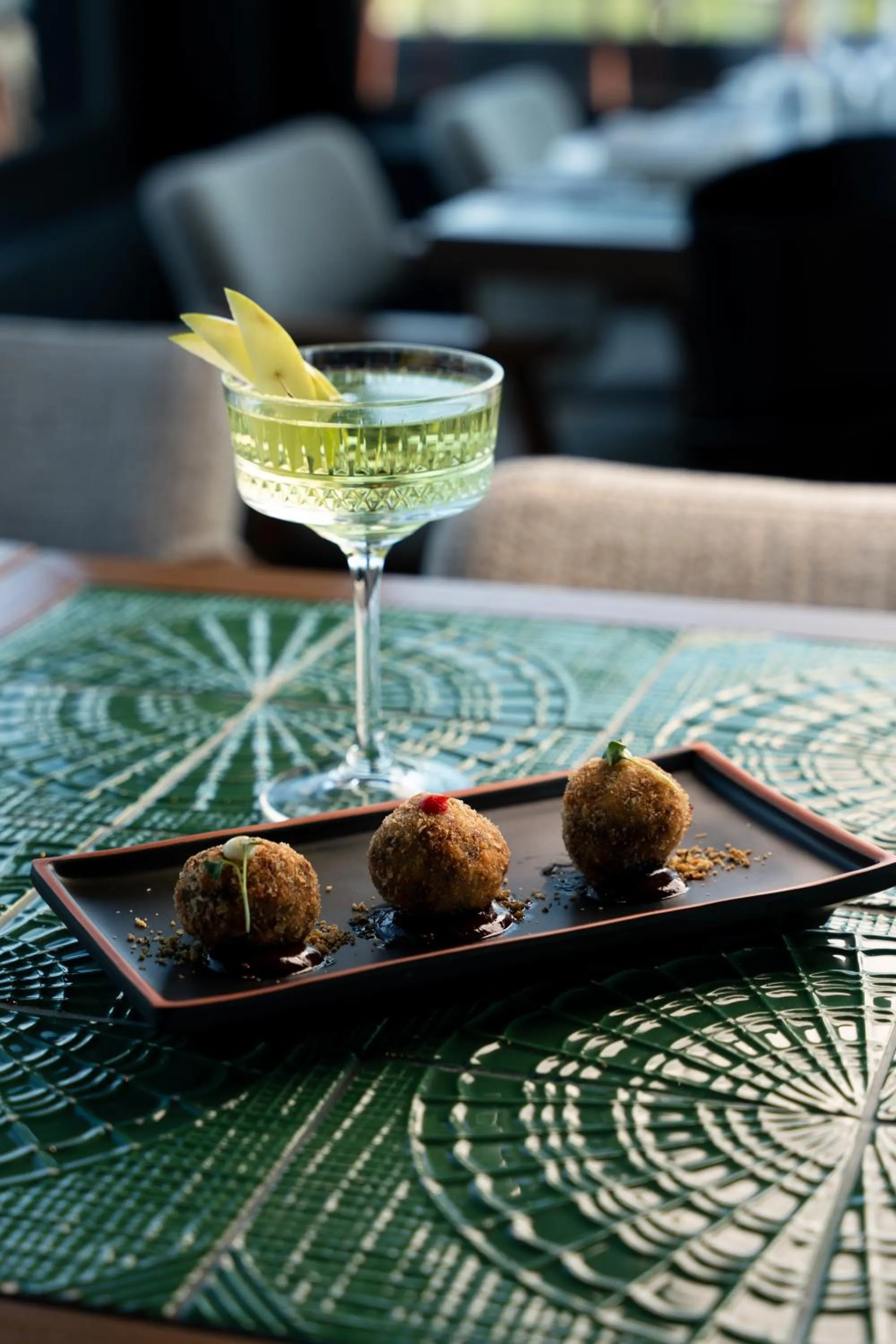 Restaurant/places to eat in SAY HOTEL