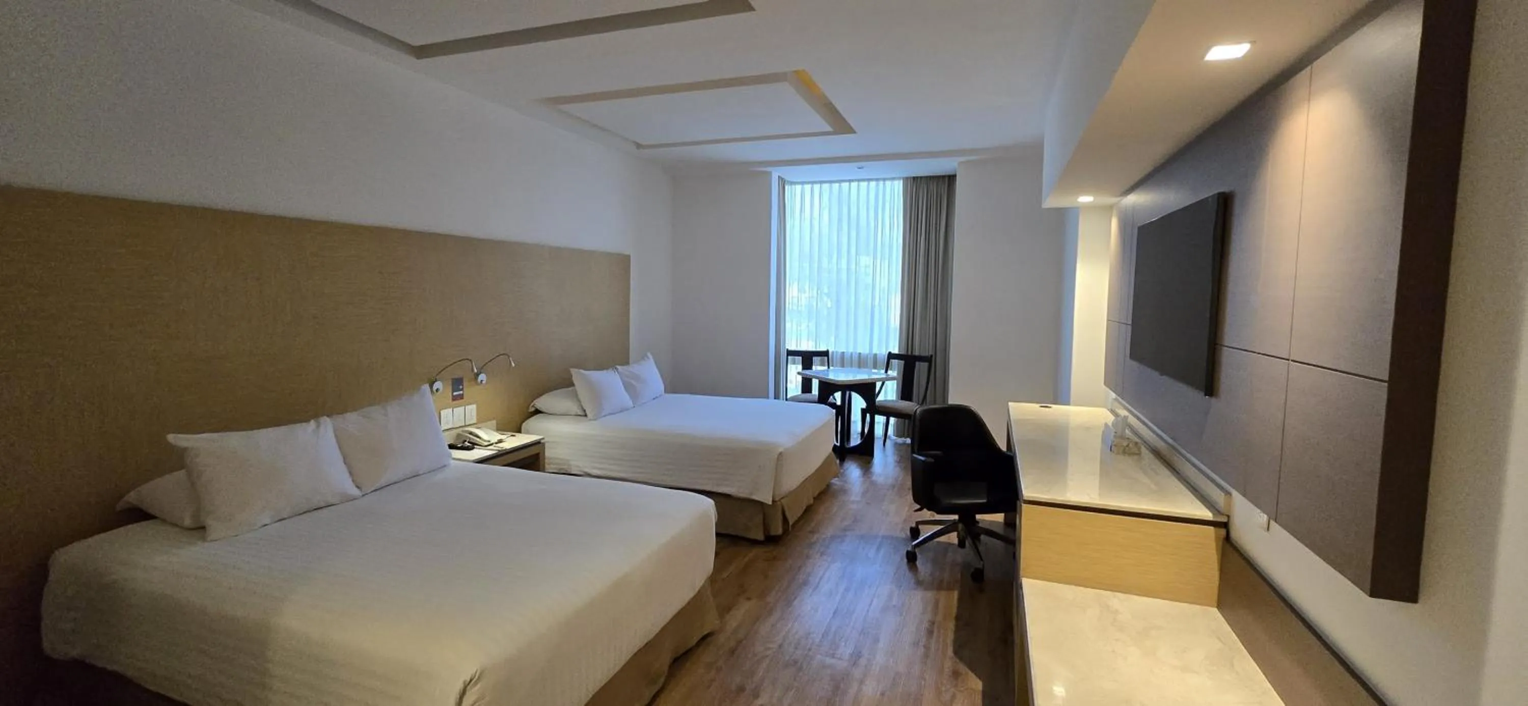 Bedroom, Bed in Ramada by Wyndham Mexico City Santa Fe