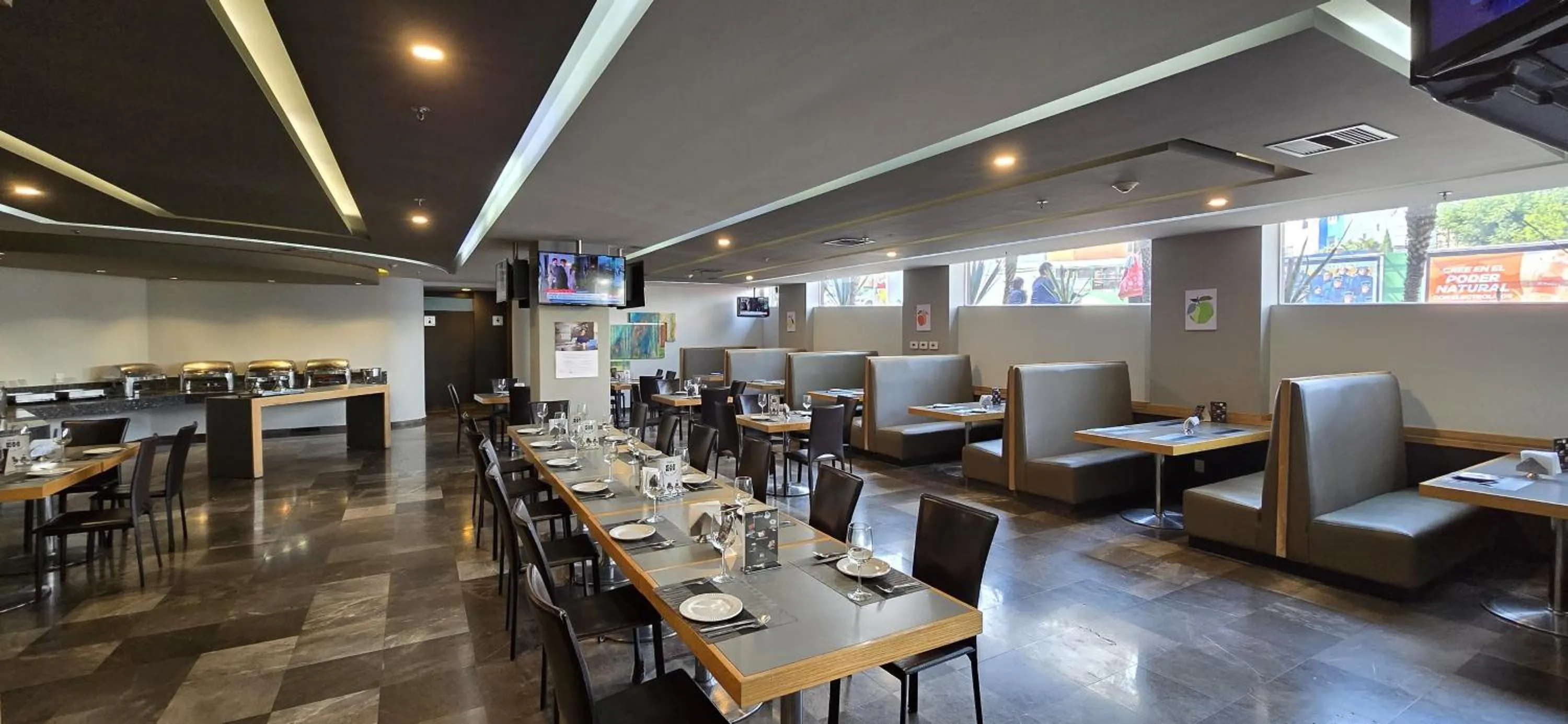 Restaurant/places to eat in Ramada by Wyndham Mexico City Santa Fe