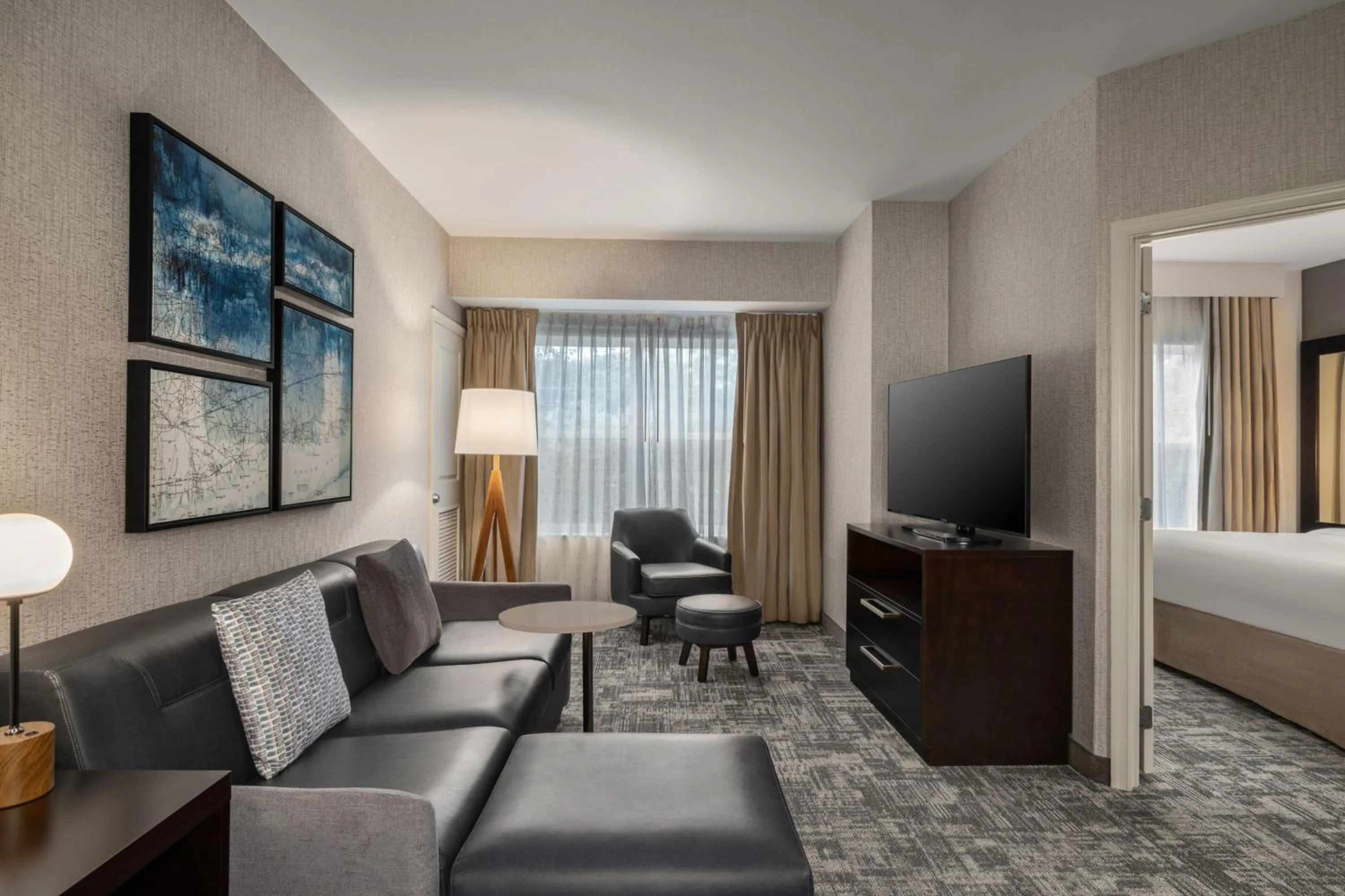 Photo of the whole room, Bed in Residence Inn by Marriott Long Island Islip/Courthouse Complex