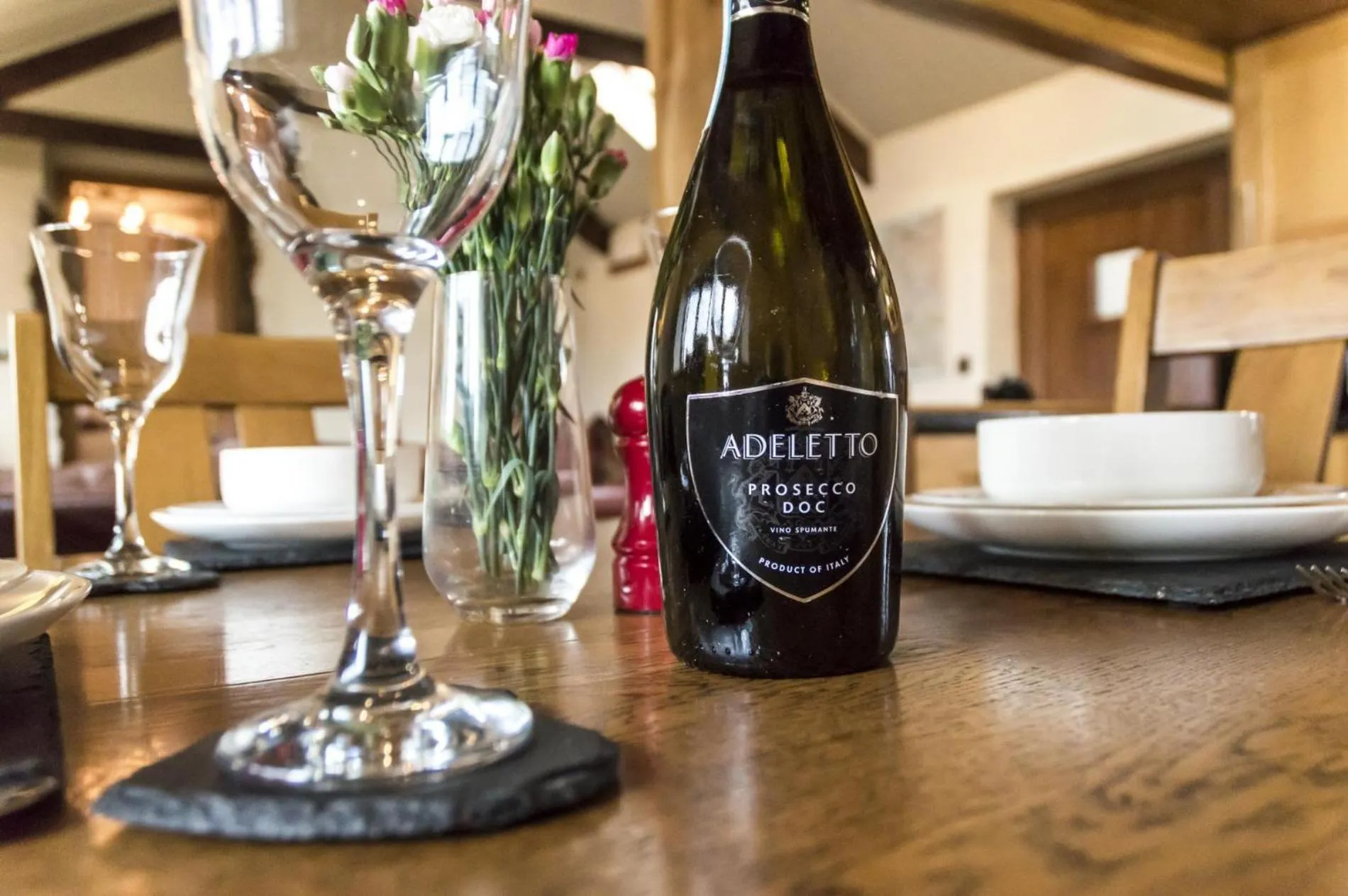 Floor plan in Foxglove - Luxurious Barn Conversion - Blossom Farm