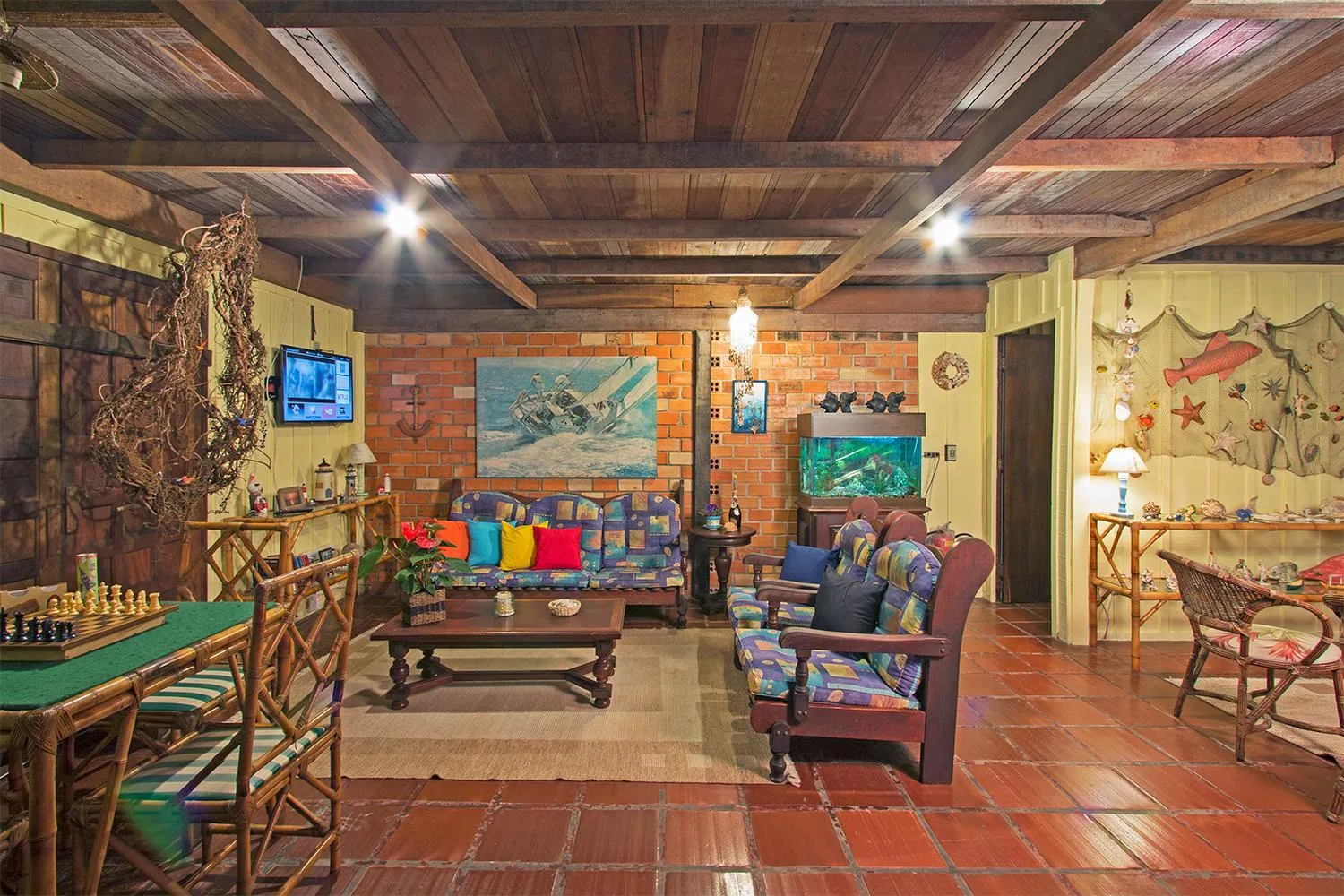 Communal lounge/ TV room in Hotel Pousada Praia do Farol