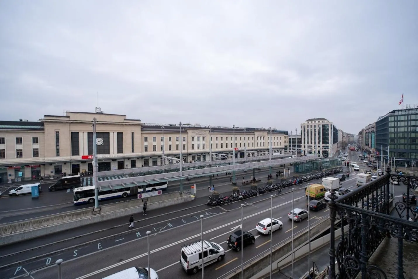 City view in Hotel Les Arcades