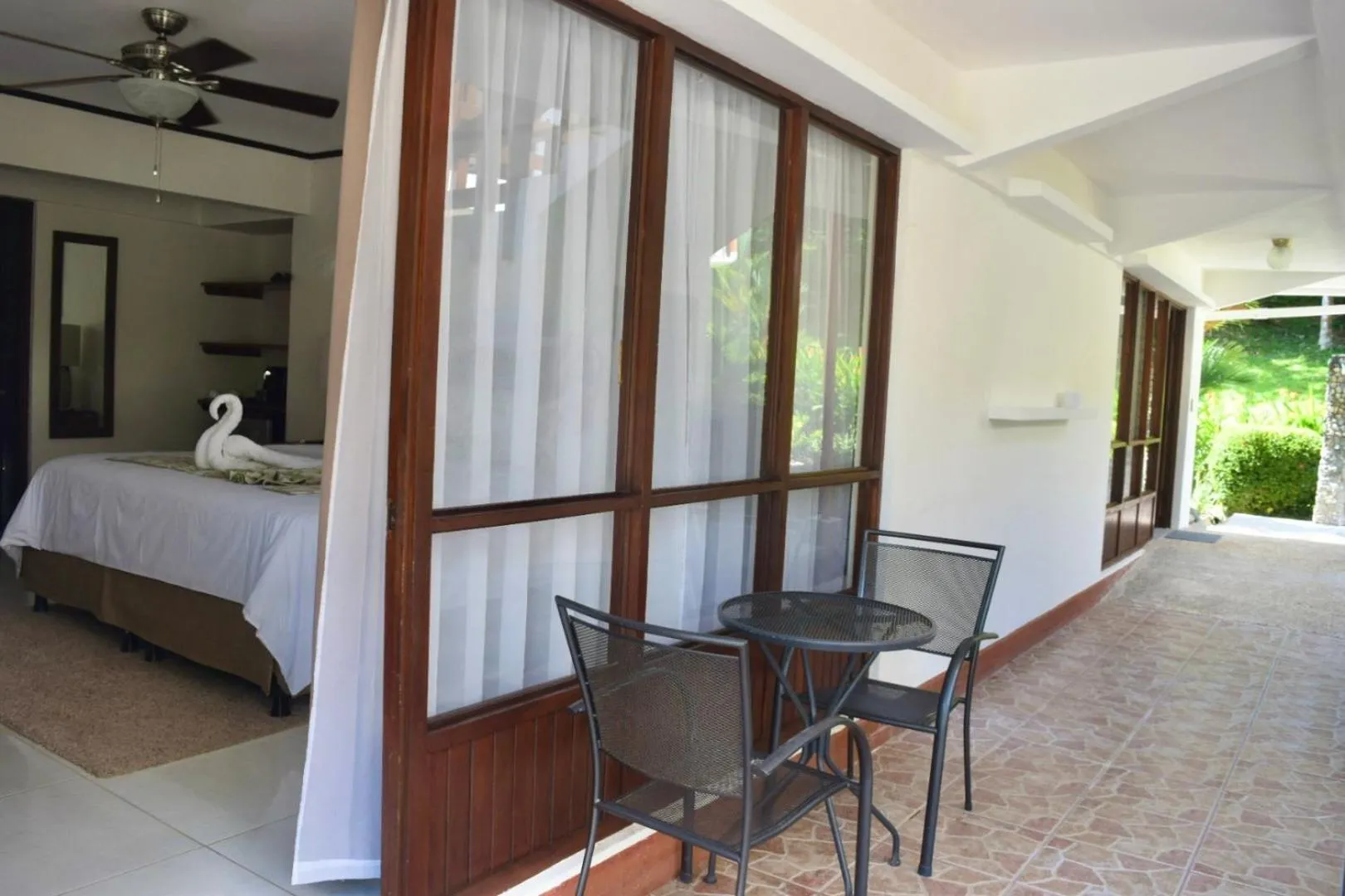 Seating area in Hotel Playa Espadilla & Gardens