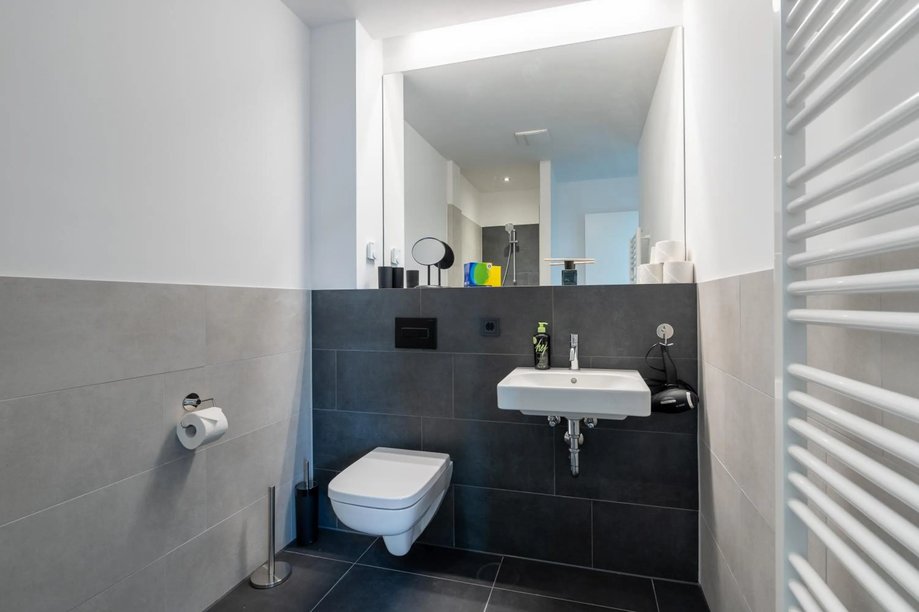 Bathroom in Limehome Potsdam Annemarie-Wolff-Platz