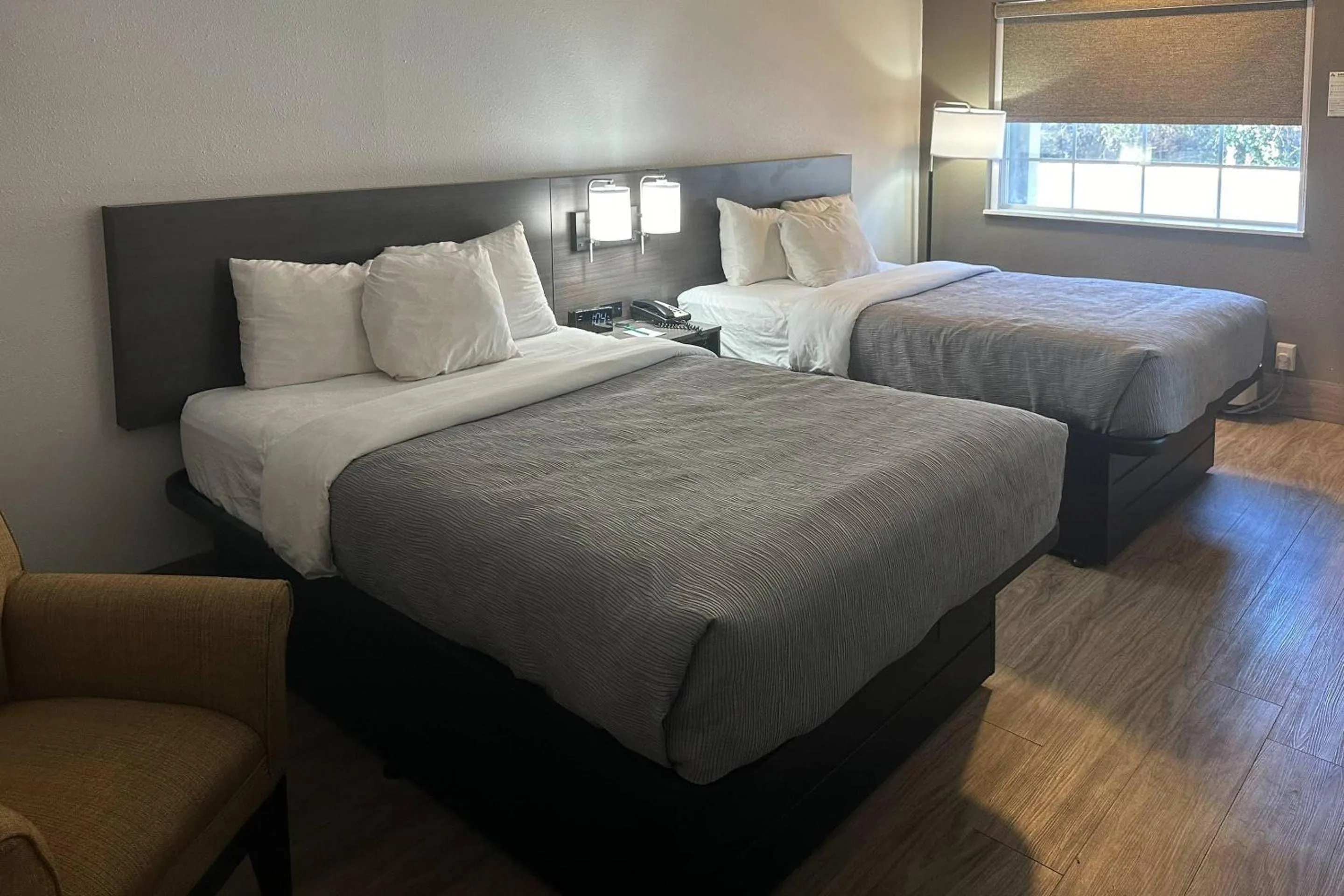 Bedroom, Bed in Quality Inn Forsyth near GA Public Safety Training Center