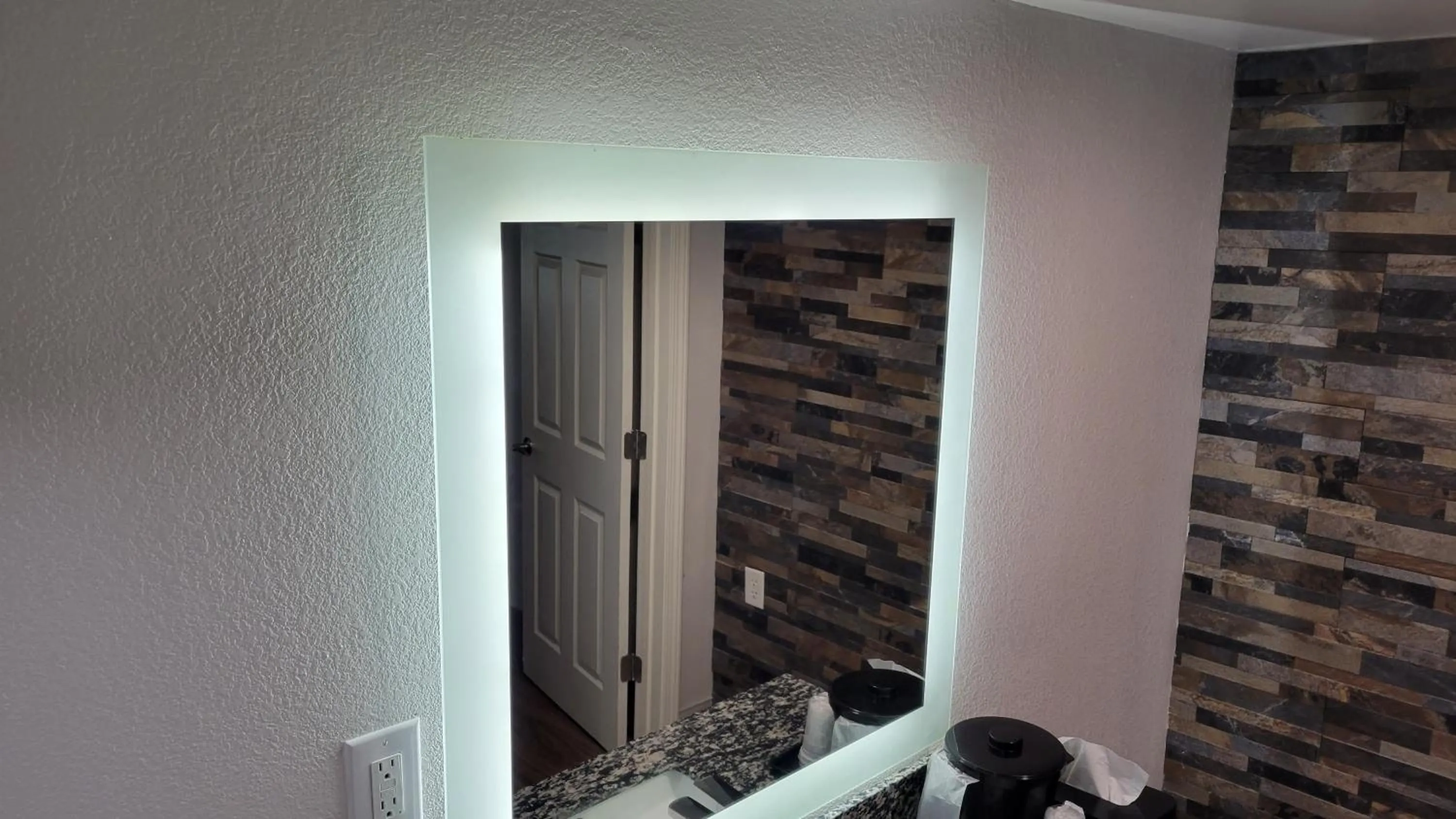 Bathroom in Quality Inn Forsyth near GA Public Safety Training Center