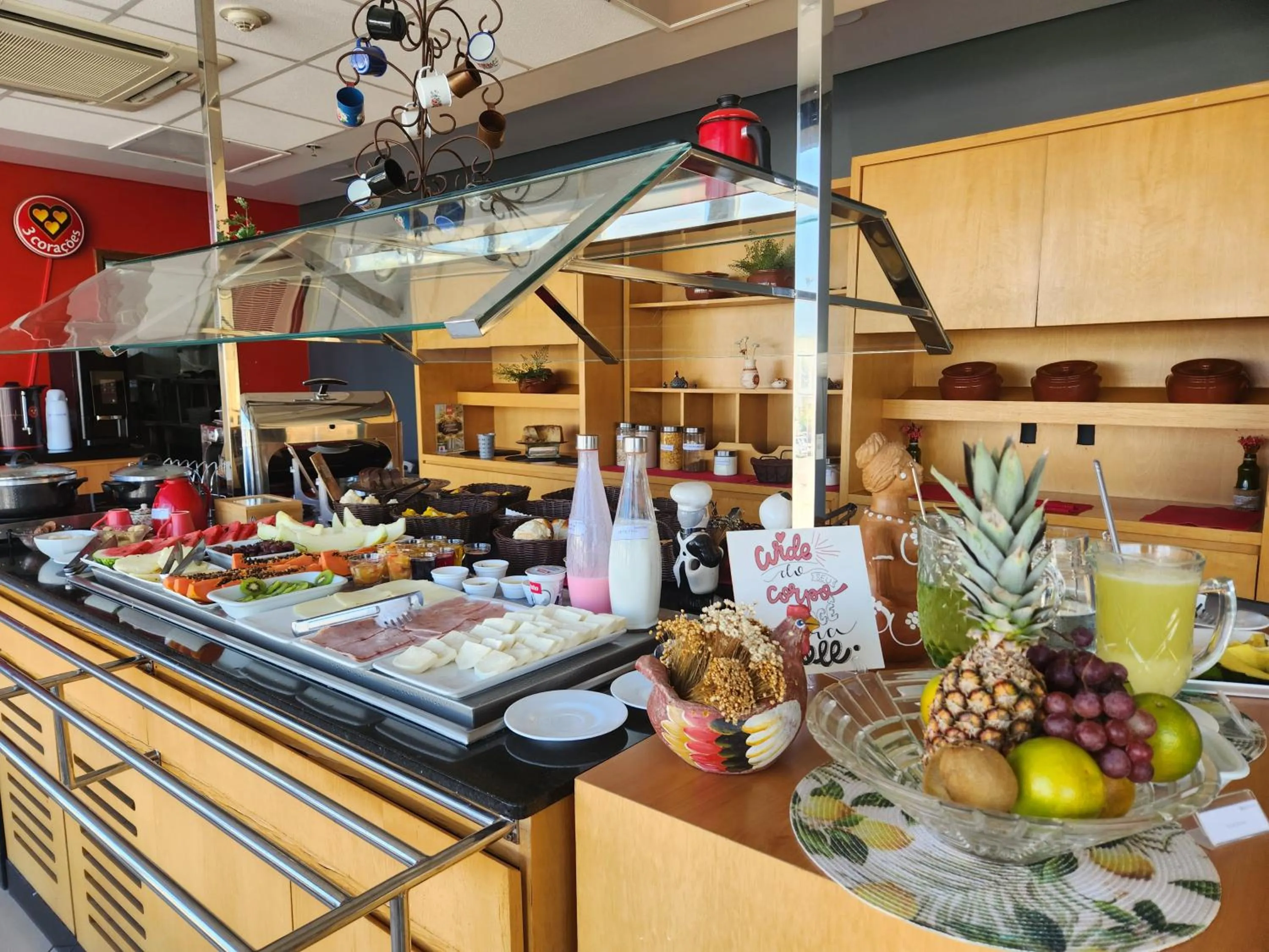 Breakfast in ibis Montes Claros Shopping