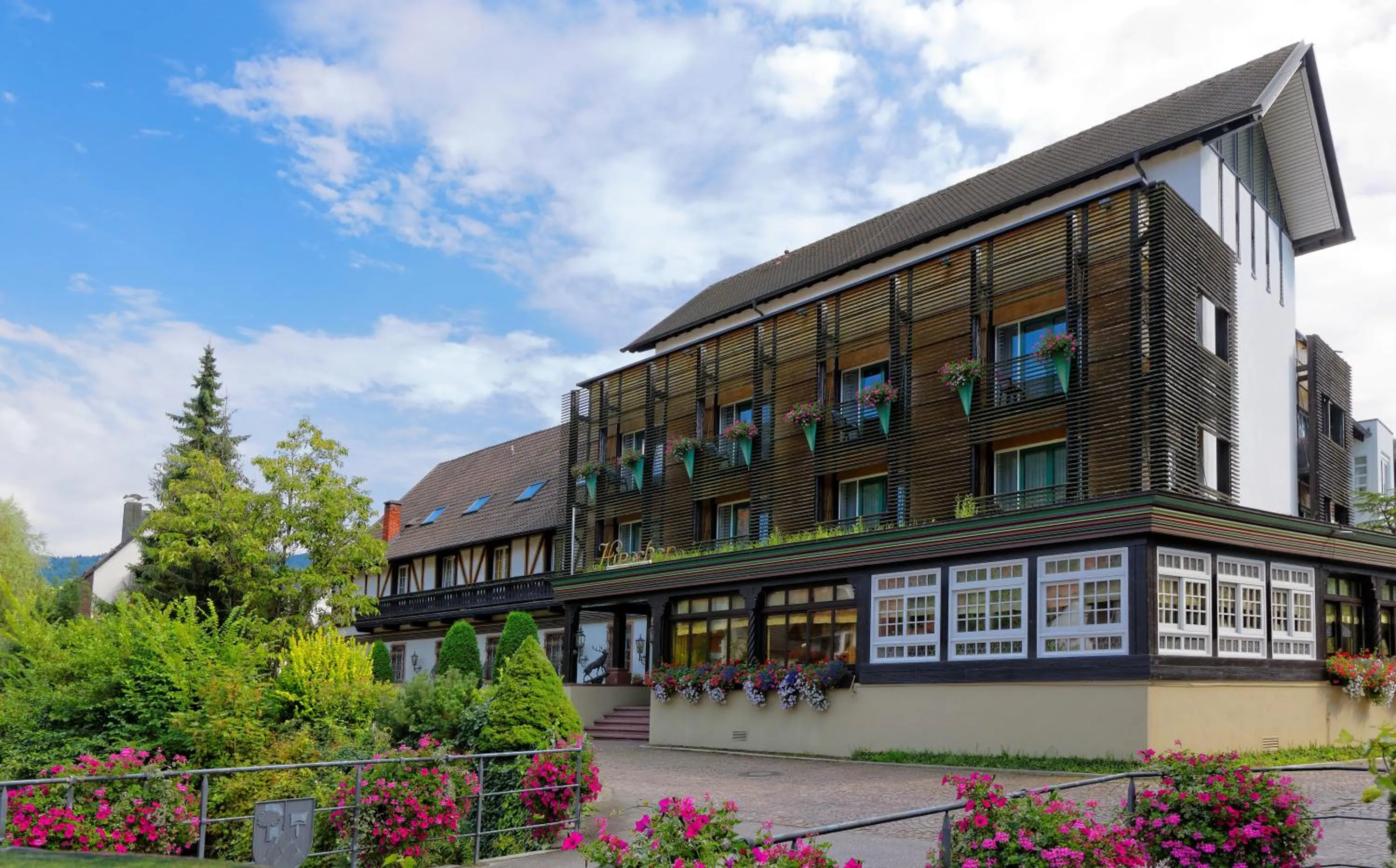 Facade/entrance in Hotel Hirschen