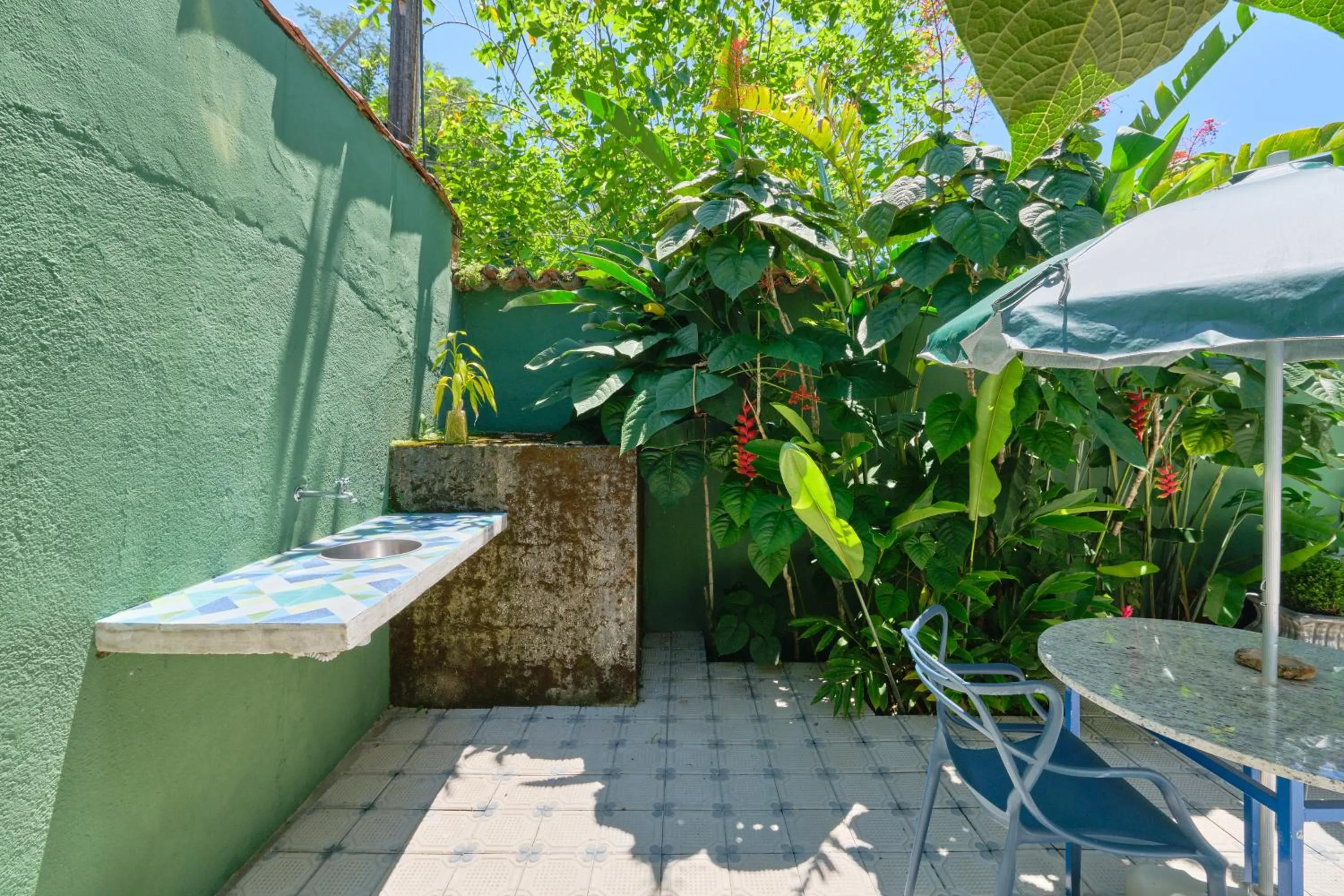 Pousada Pontal Gardens