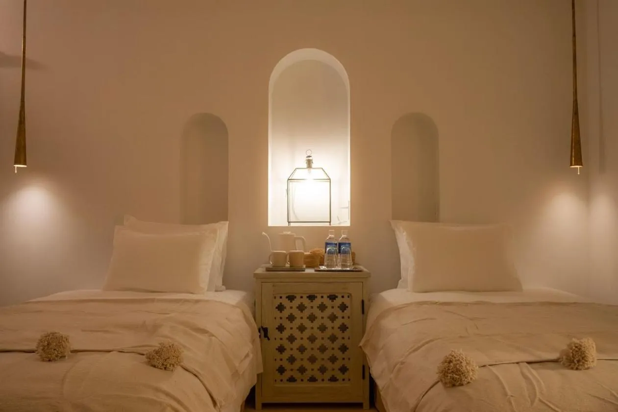 Bed in Riad Lamp