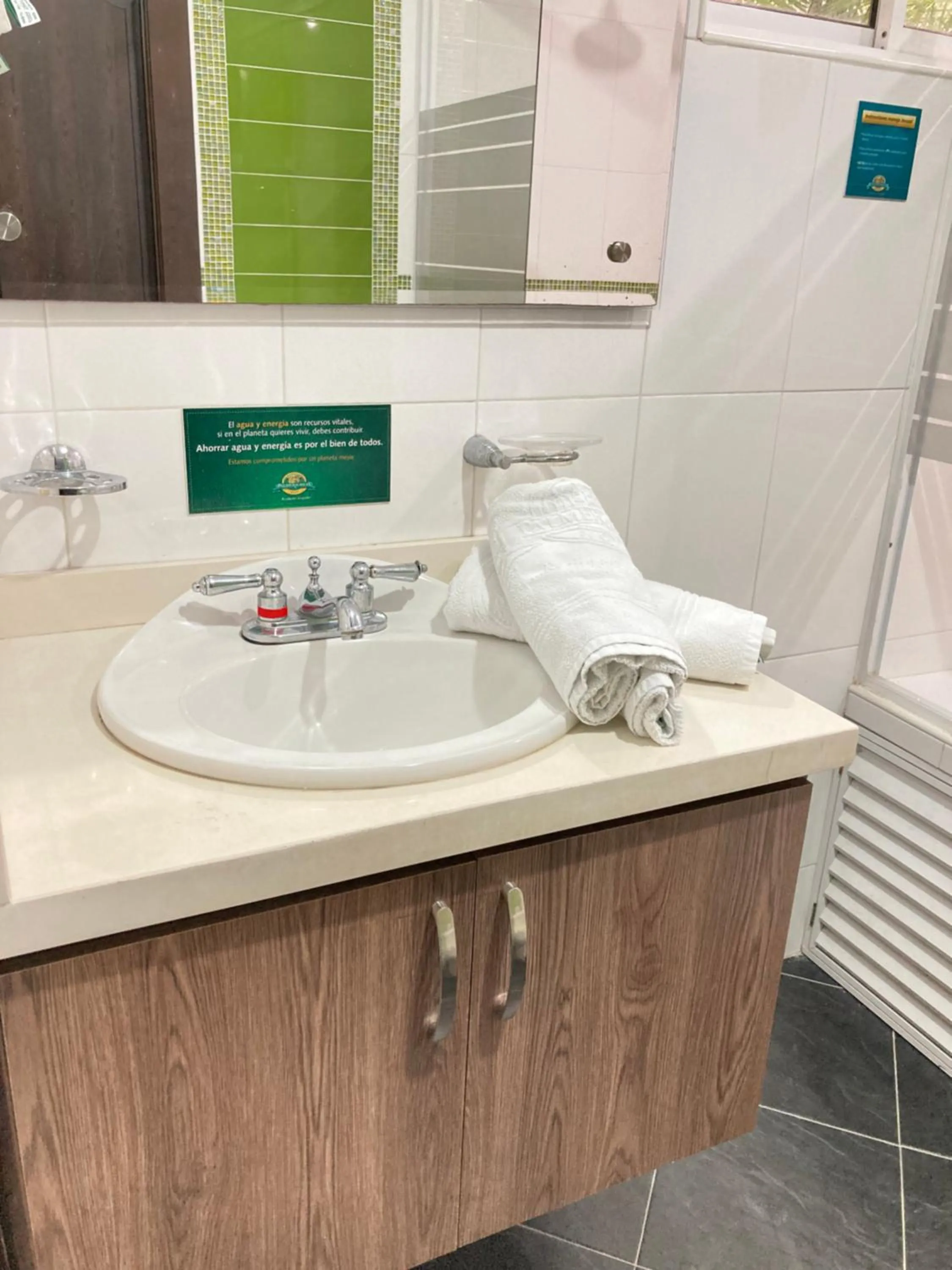 Bathroom in Hotel Palmera Real