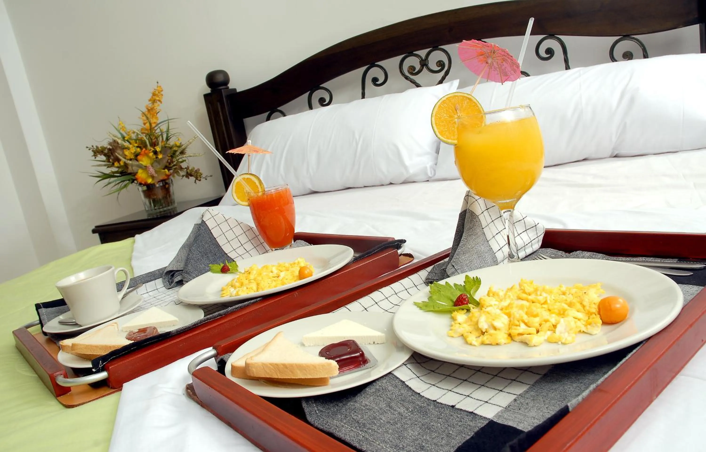 Breakfast, Bed in Hotel Palmera Real