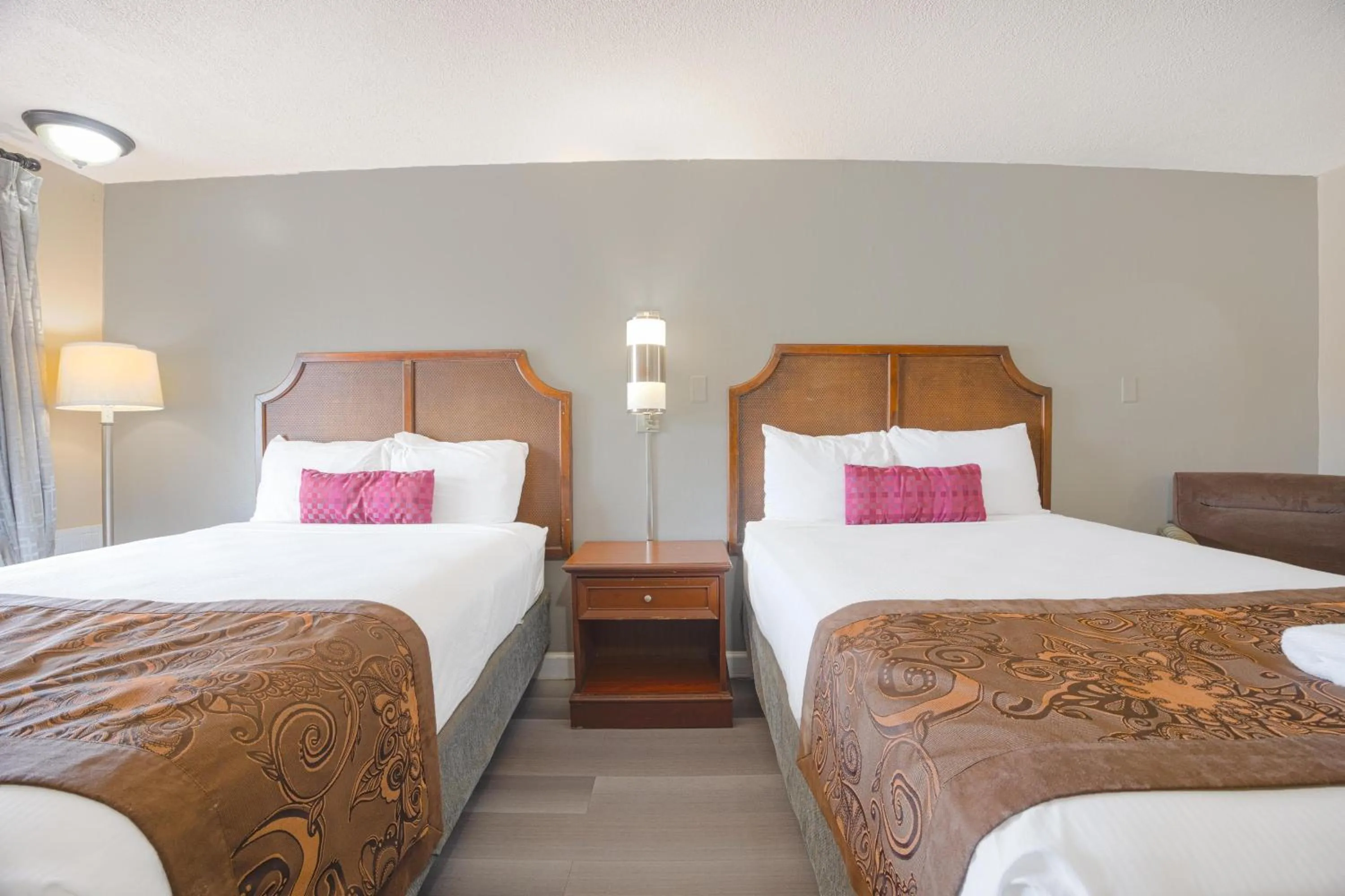 Bedroom, Bed in Liberty Garden Inn by OYO Kissimmee near Disney World