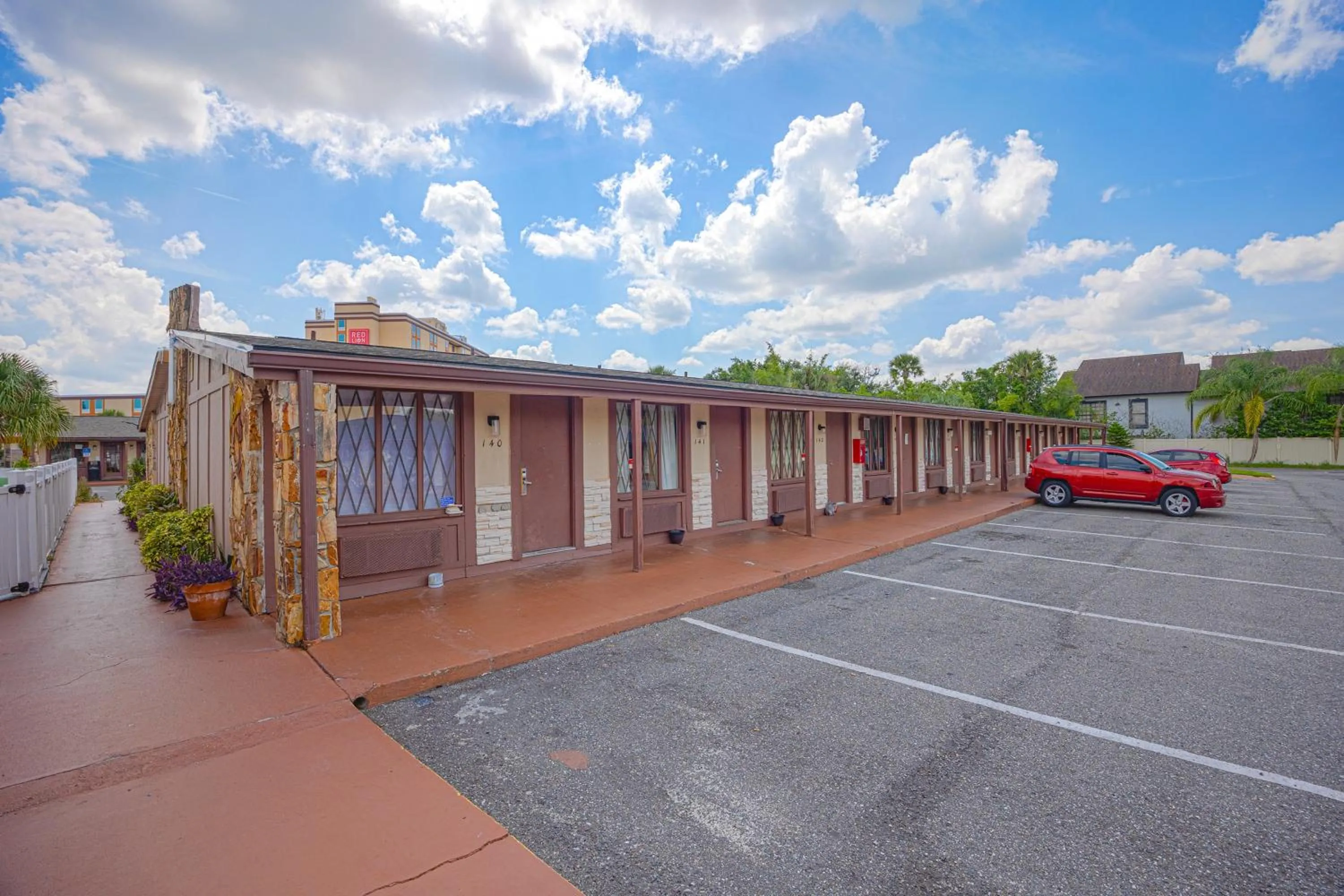 Parking in Liberty Garden Inn by OYO Kissimmee near Disney World