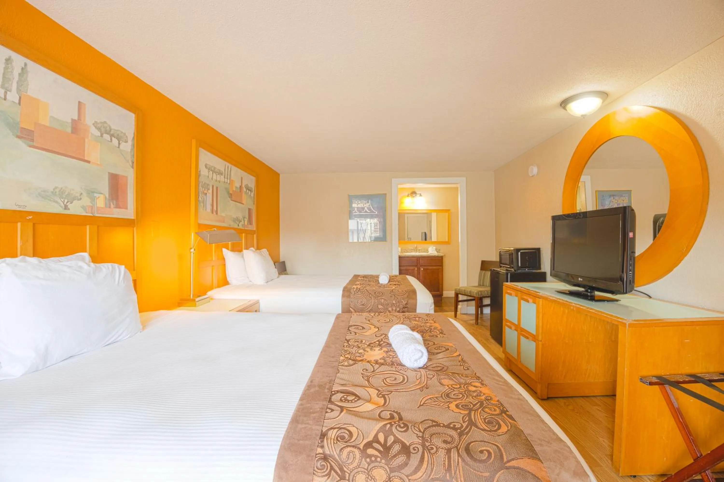 Bedroom, Bed in Liberty Garden Inn by OYO Kissimmee near Disney World