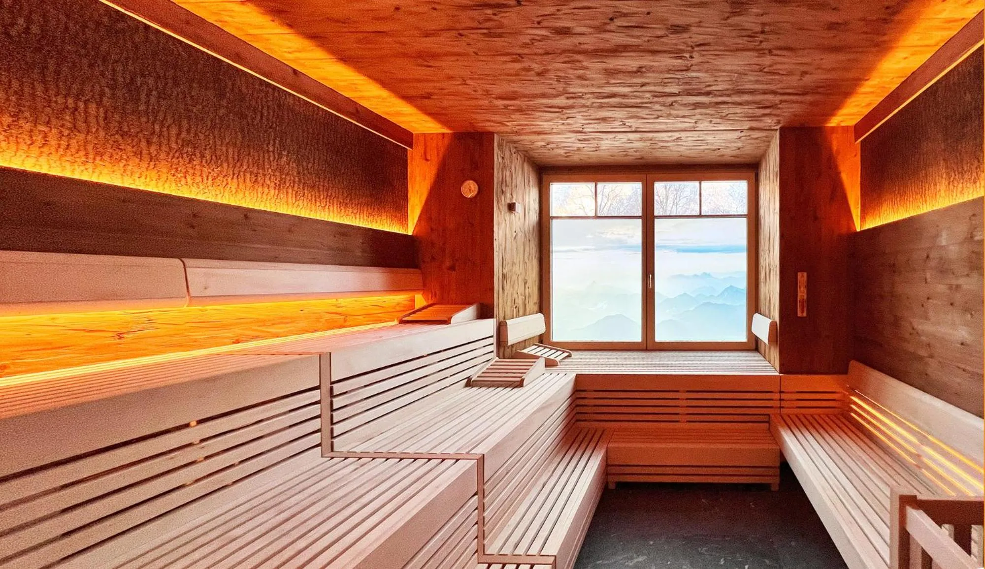 Sauna, Bed in Post-Hotel