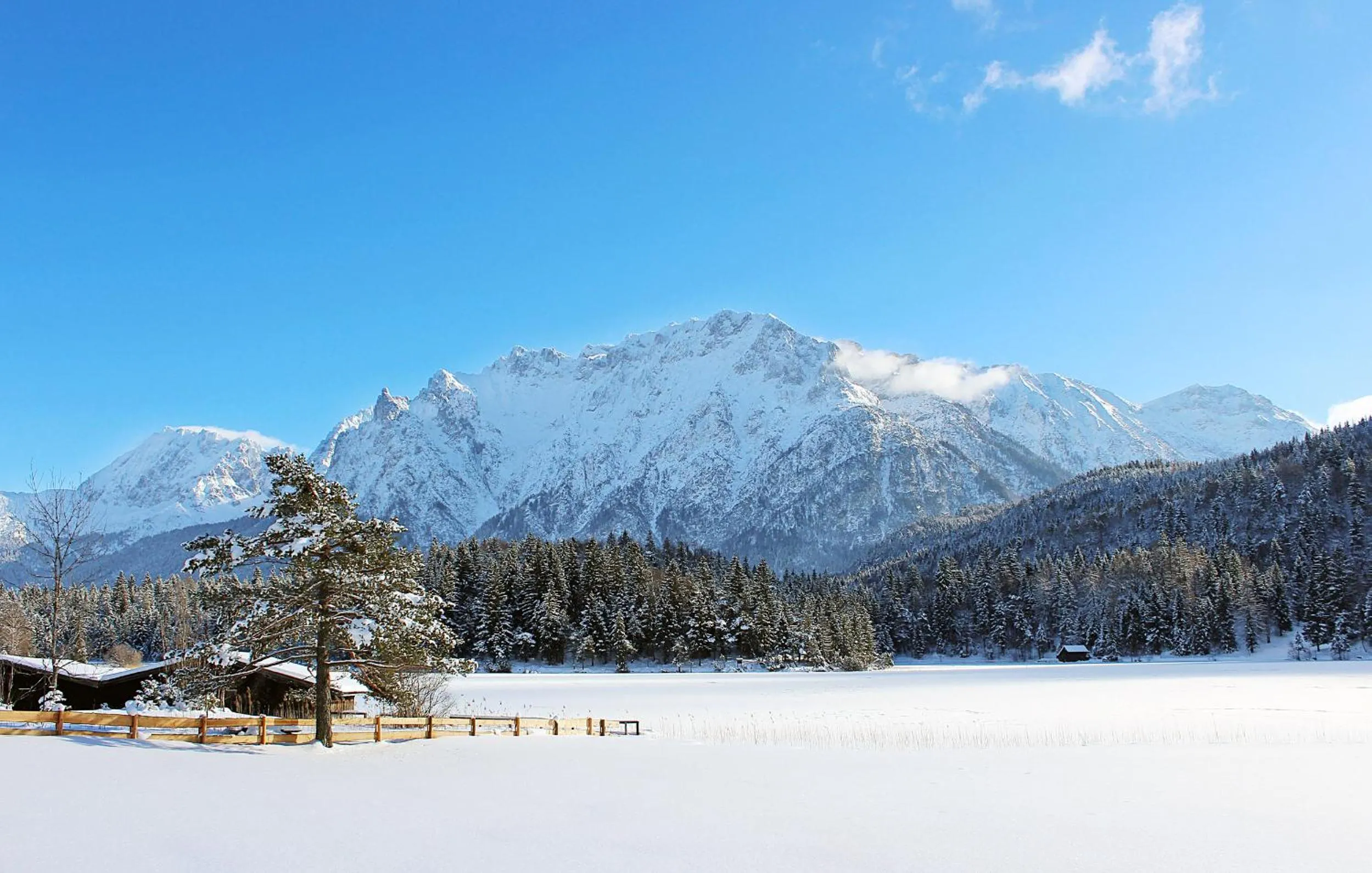 Natural landscape in Post-Hotel