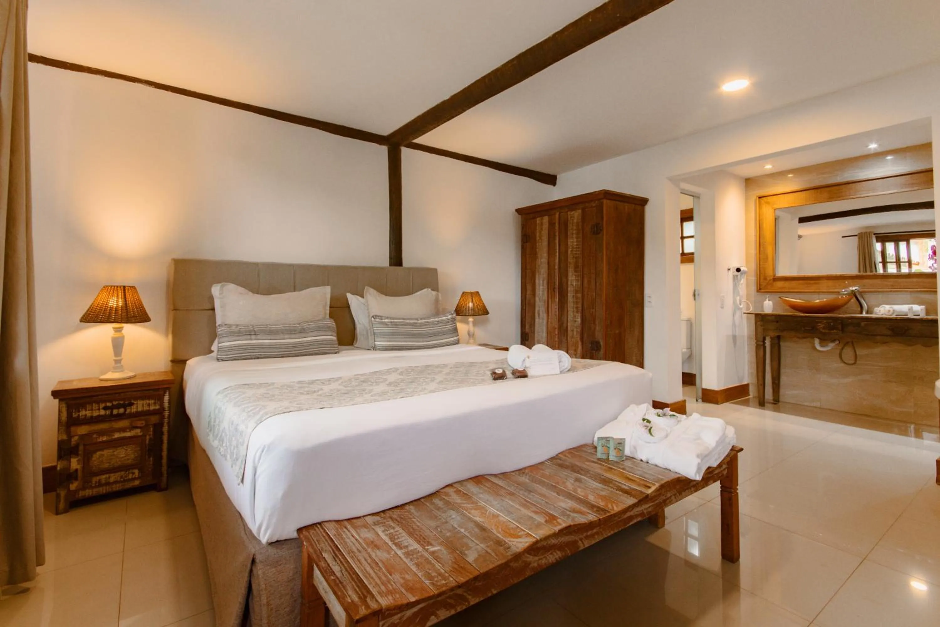 Bedroom, Bed in Le Village Boutique Hotel