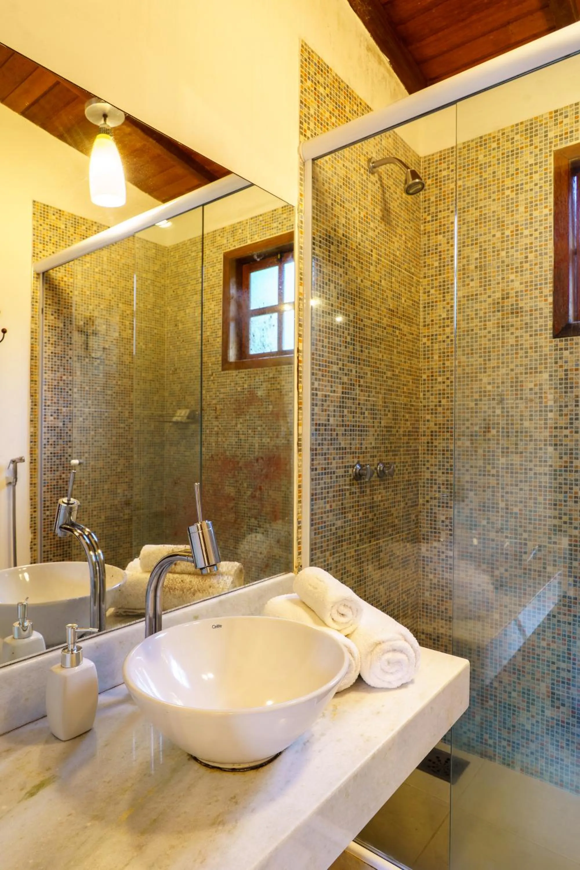 Shower in Le Village Boutique Hotel