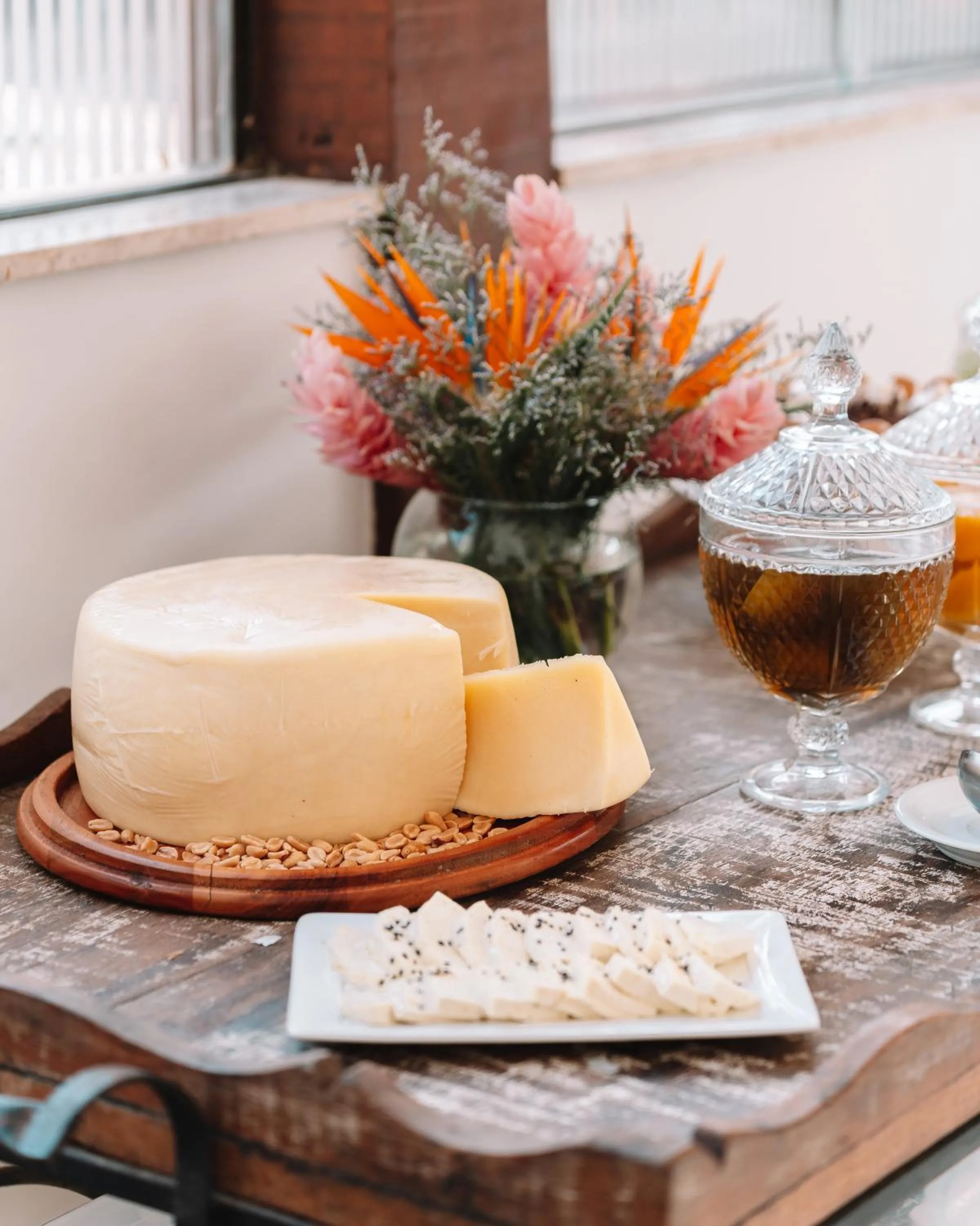 Food and drinks in Le Village Boutique Hotel