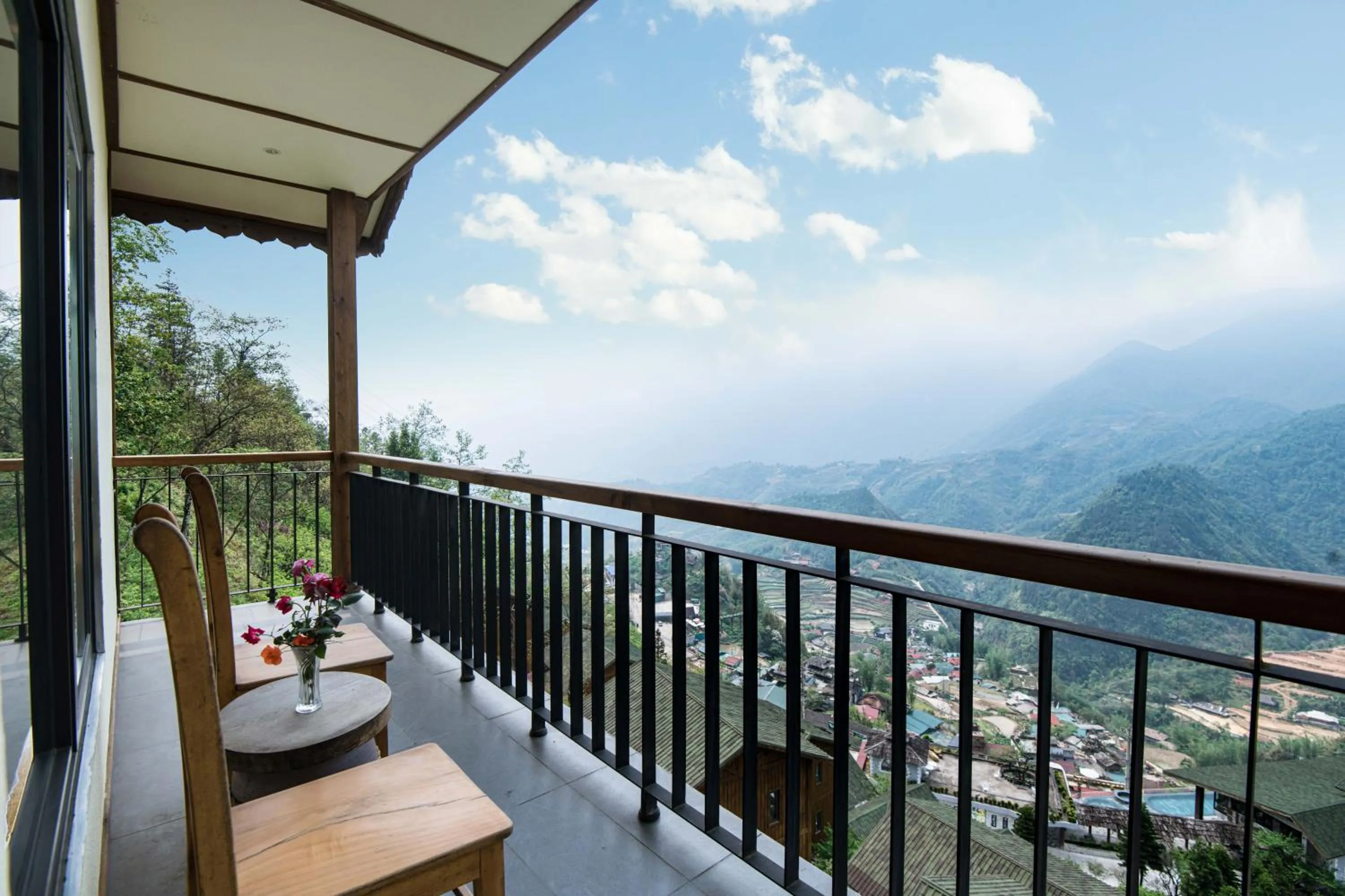 Sapa Catcat Hills Resort & Spa