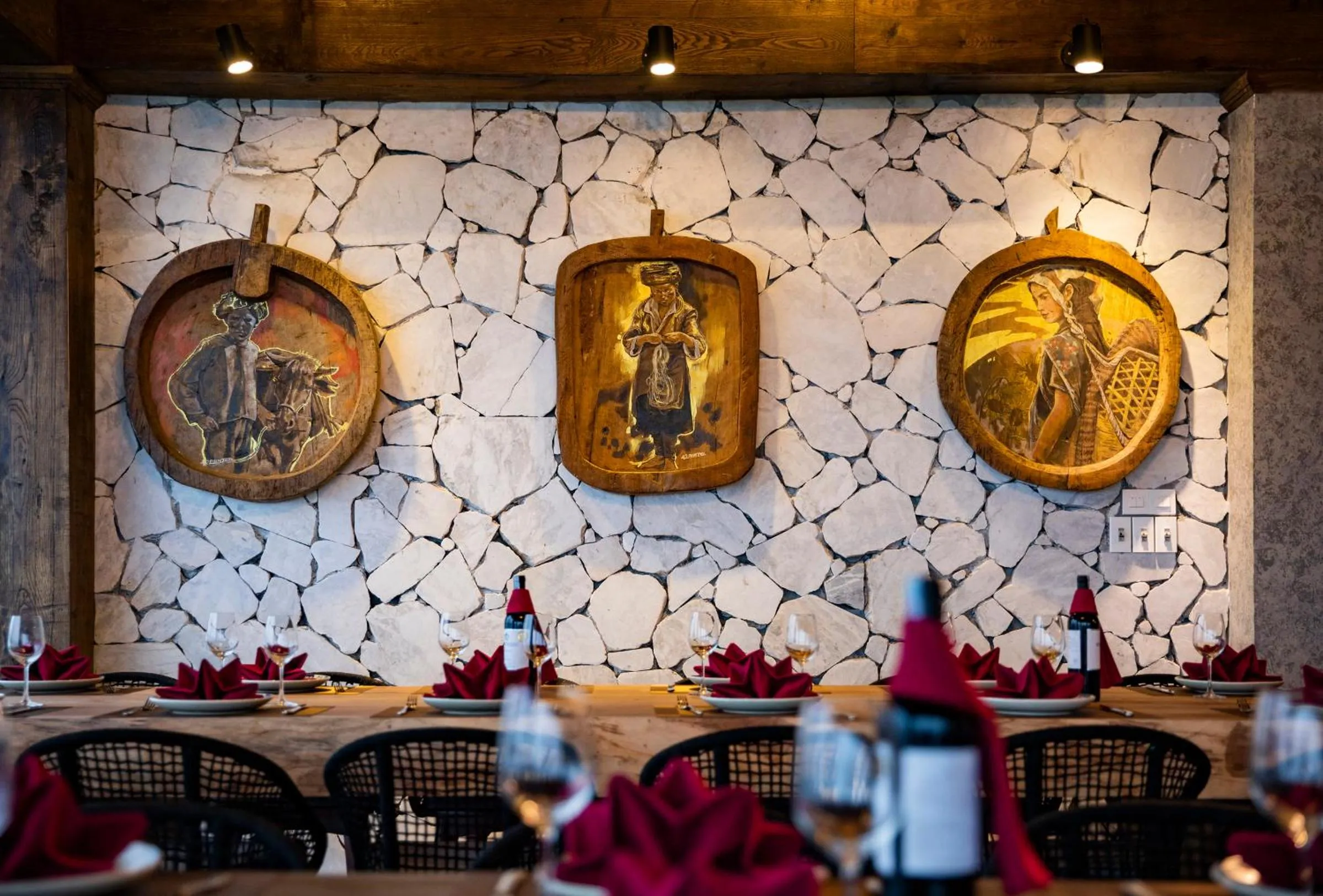 Restaurant/places to eat in Sapa Catcat Hills Resort & Spa