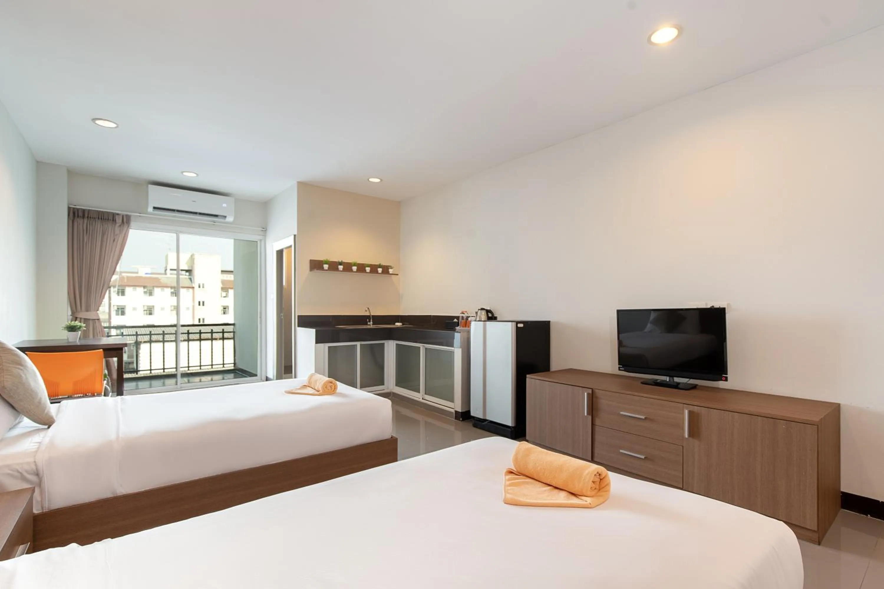 Bed in LeeNova Place