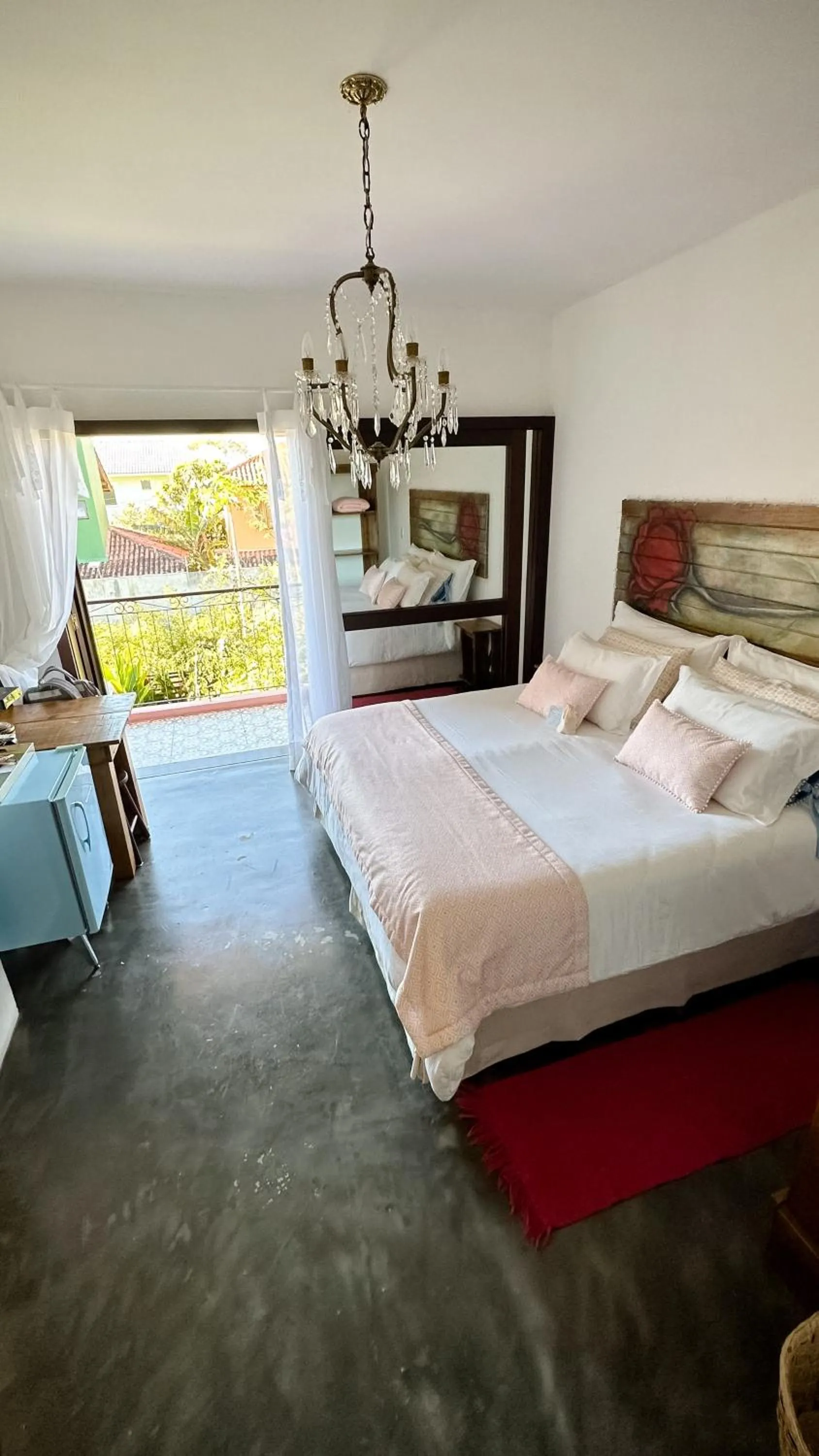 Photo of the whole room, Bed in Pousada Vila Rosada