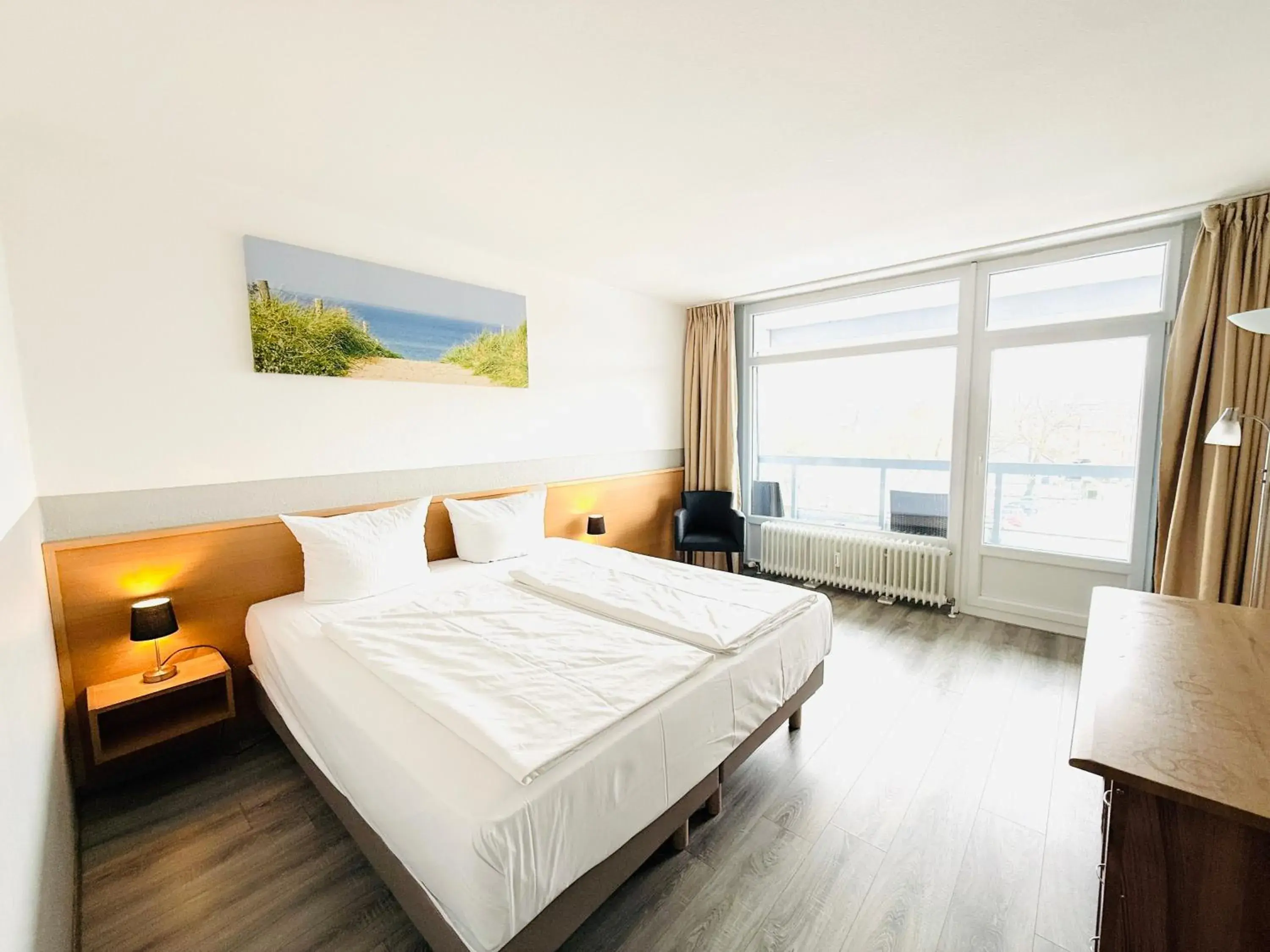 Standard King Room in Hotel Plöner See by Tulip Inn Standard King Room in Hotel Plöner See by Tulip Inn