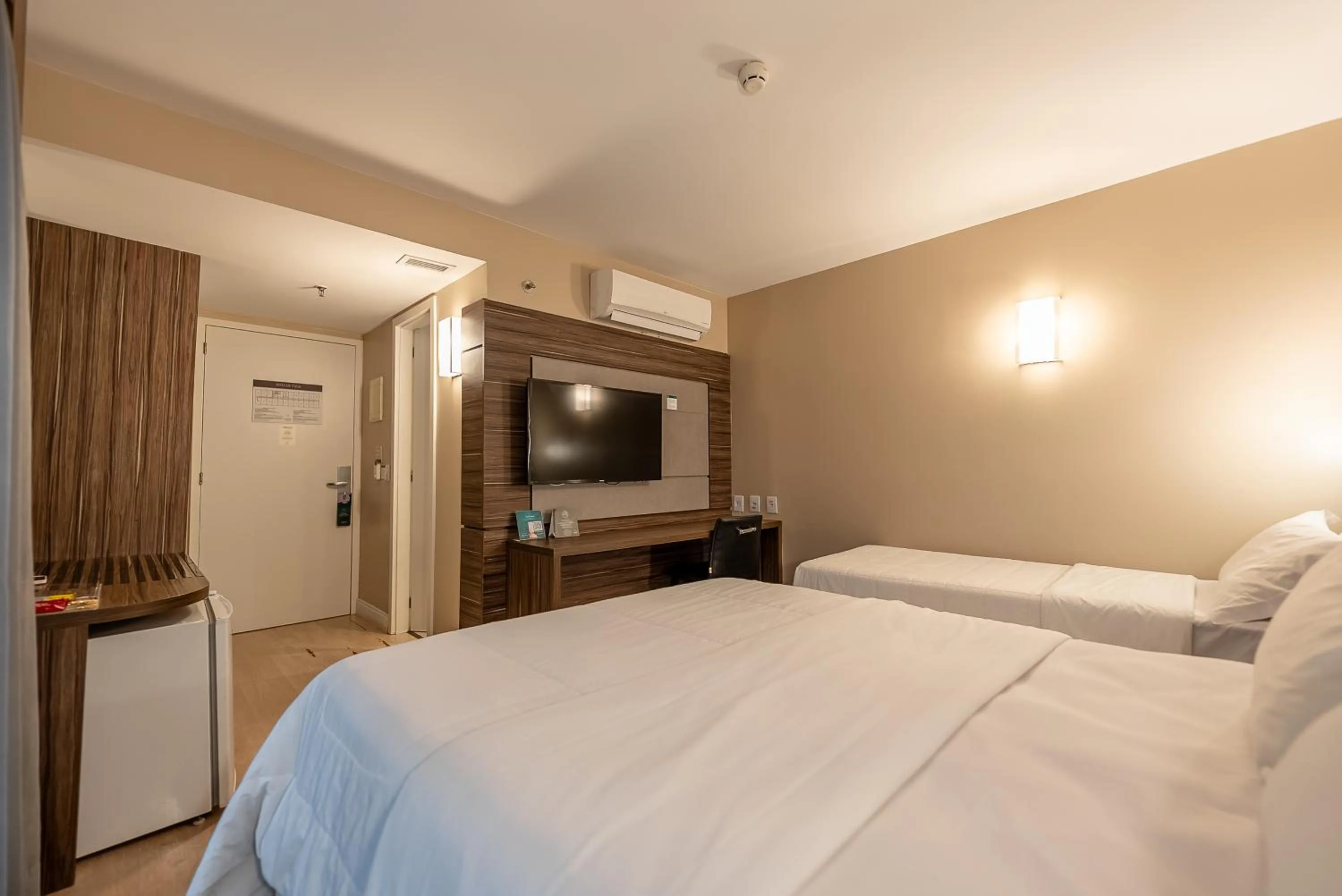 Bed in Hotel Laghetto Moinhos